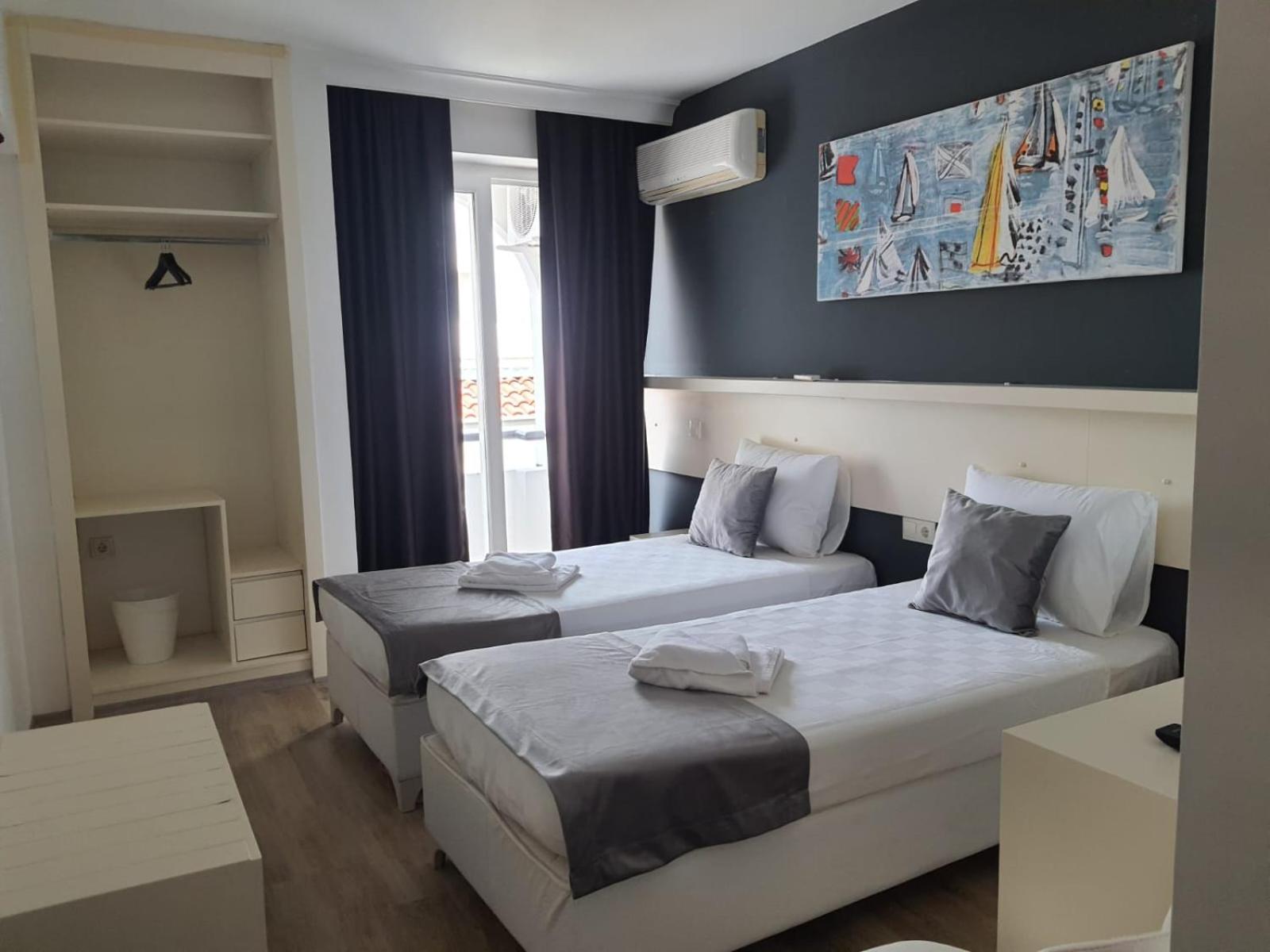 Z OTEL - Image 61