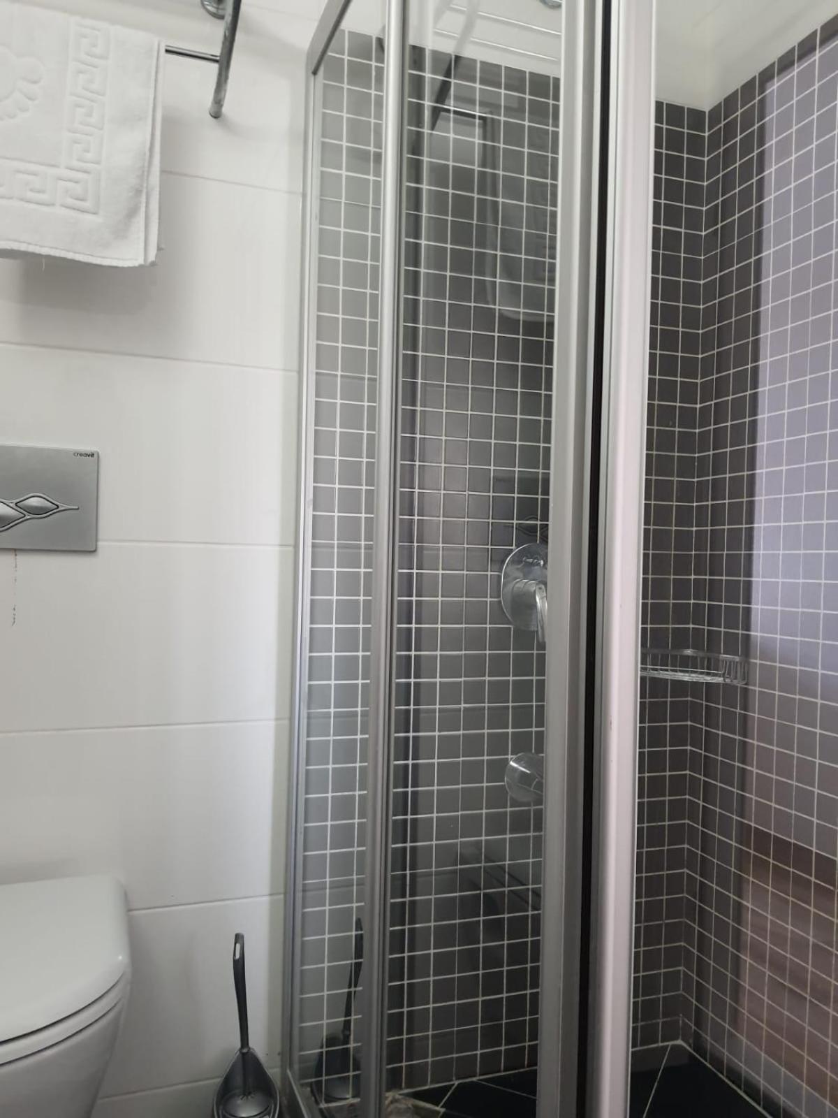 Z OTEL - Image 62