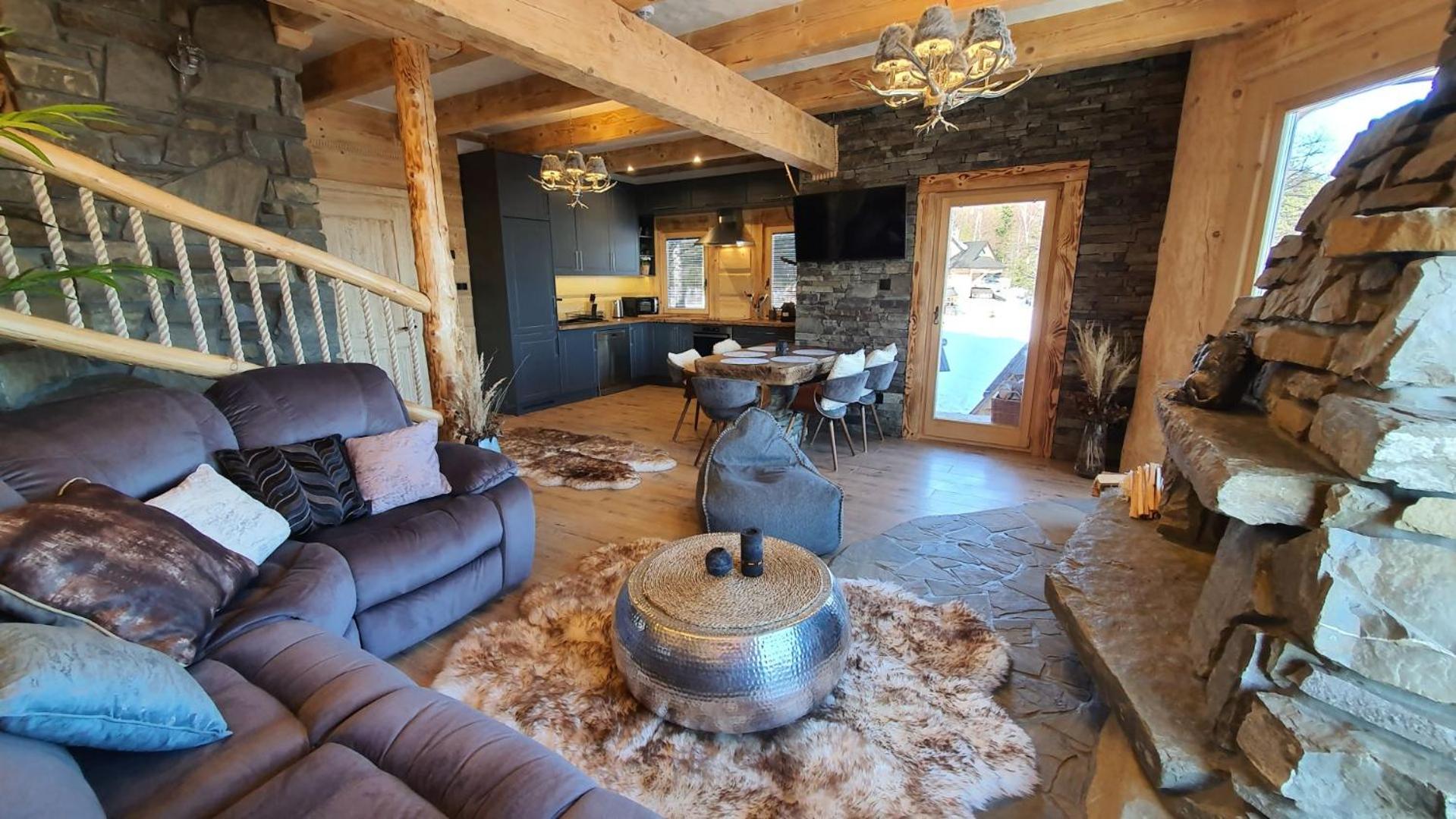 Luksusowy domek w Osadzie Jaworzyna z jaskinią SPA view 3