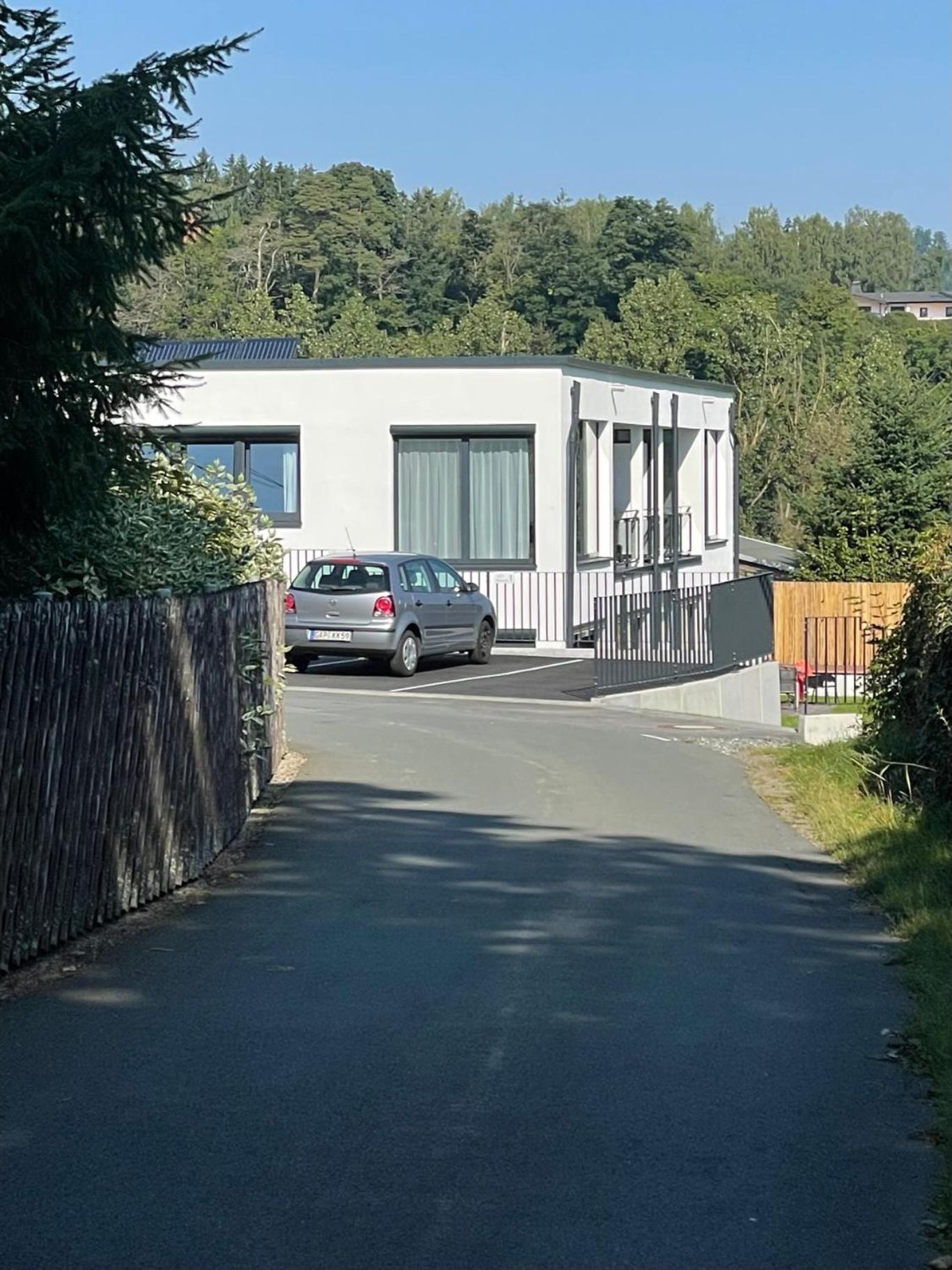 Apartments Saaldorf-Ferienhaus mit 6 Apartments 45qm-120qm direkt am Thüringer Meer-Bleilochtalsperre view 2