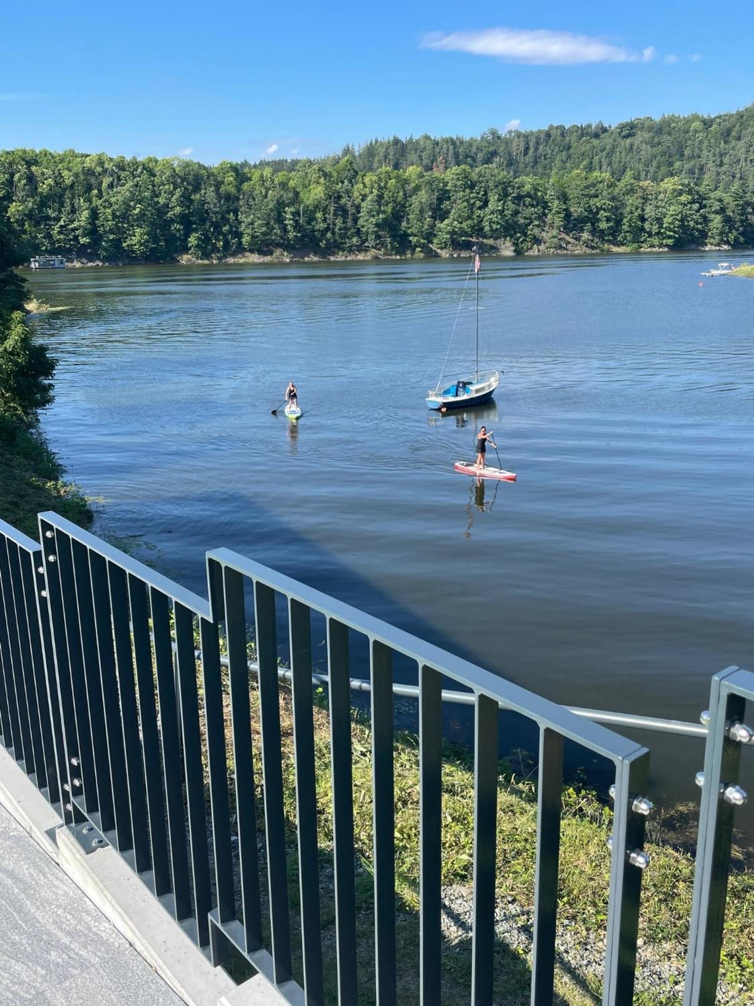 Apartments Saaldorf-Ferienhaus mit 6 Apartments 45qm-120qm direkt am Thüringer Meer-Bleilochtalsperre view 4