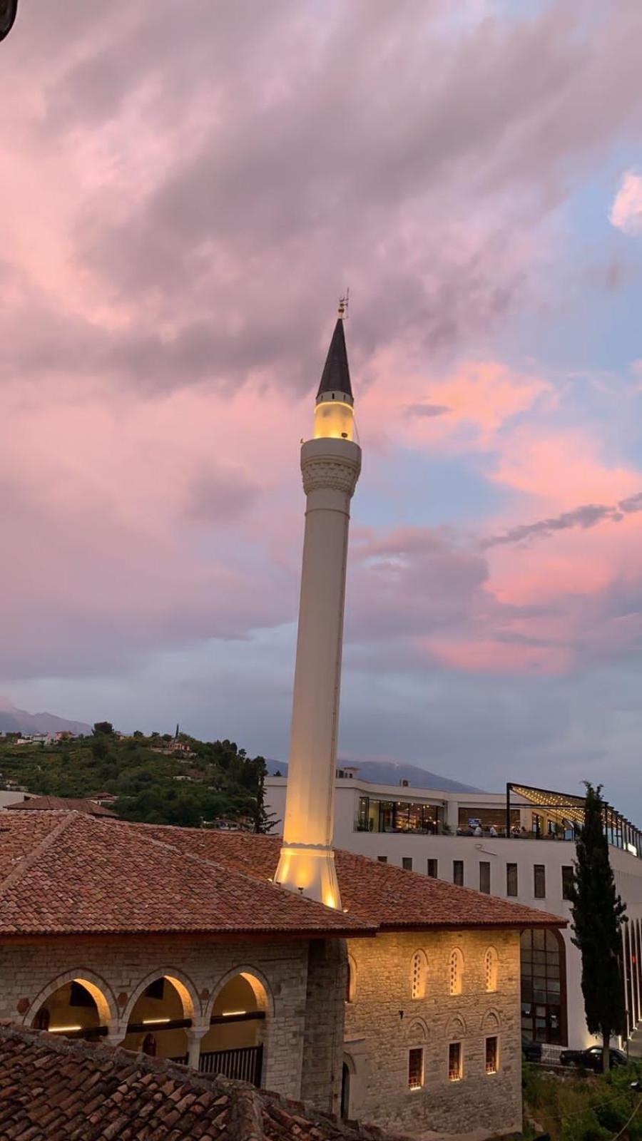 Arben Qemeri Guest House