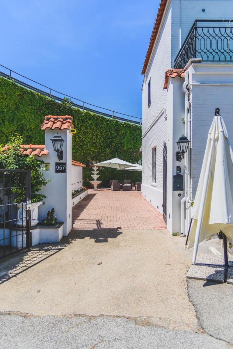 CANELLA HOTEL