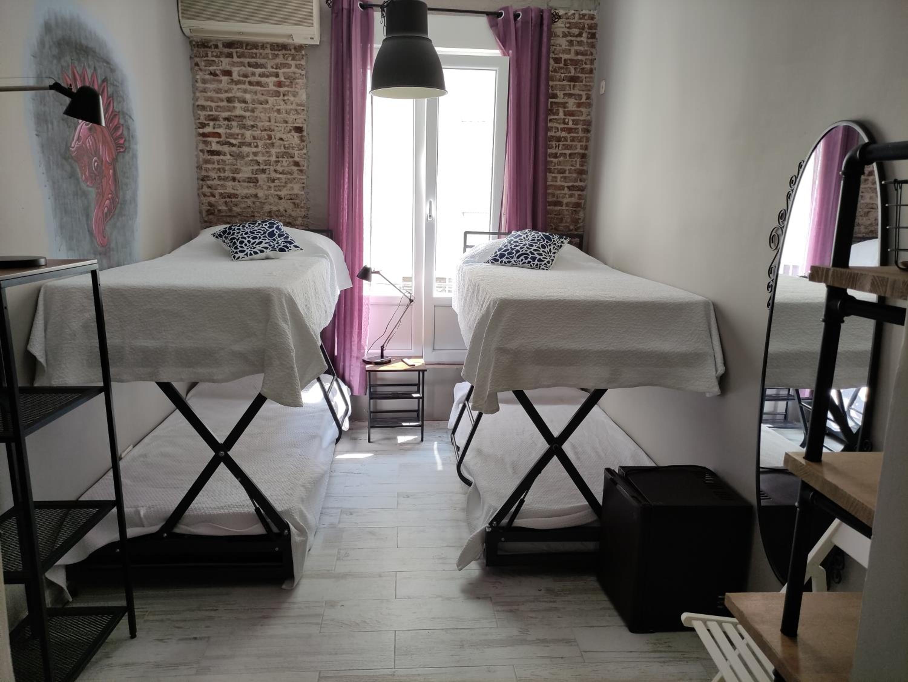 Hostal Hispalense