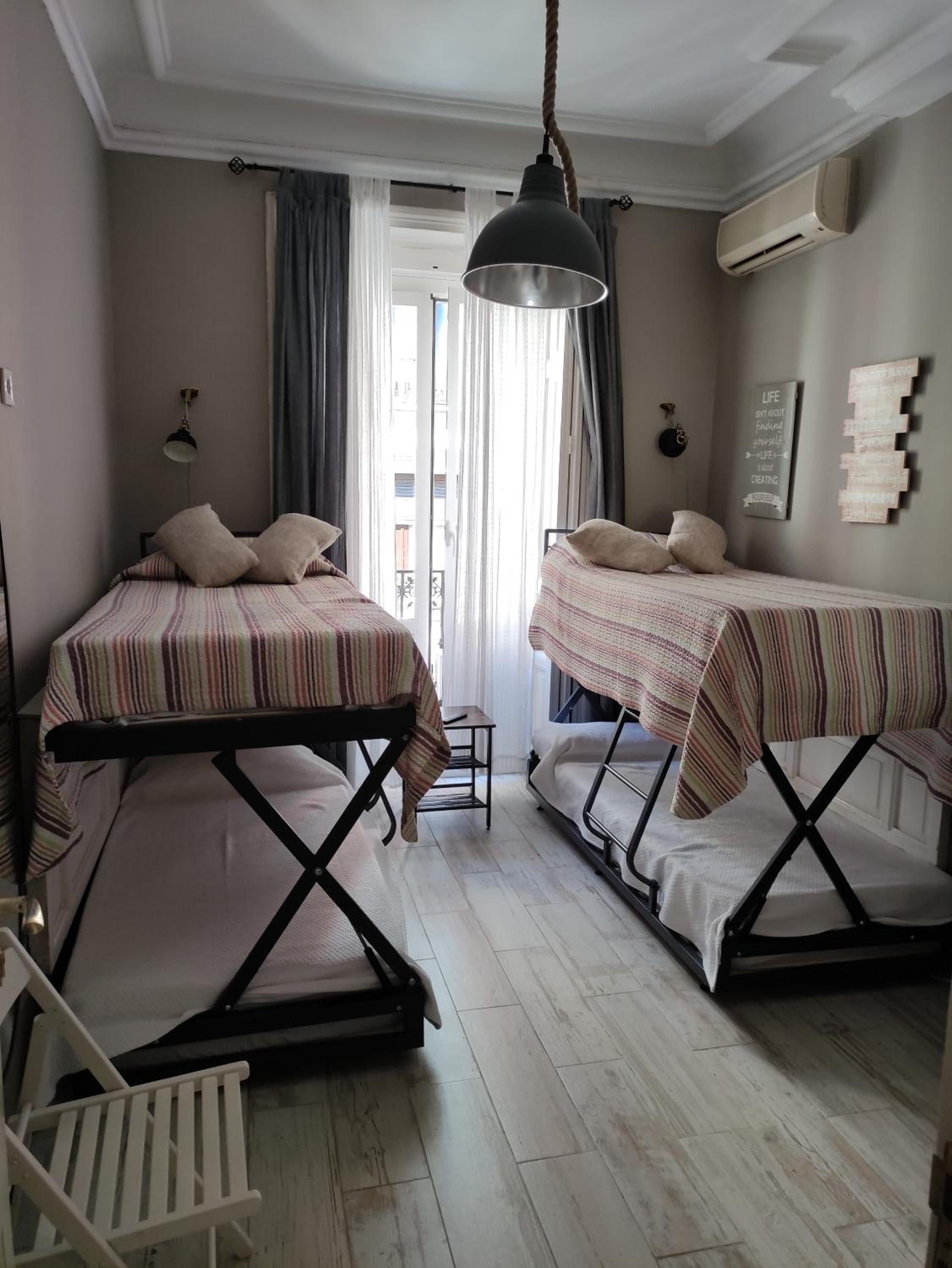 Hostal Hispalense