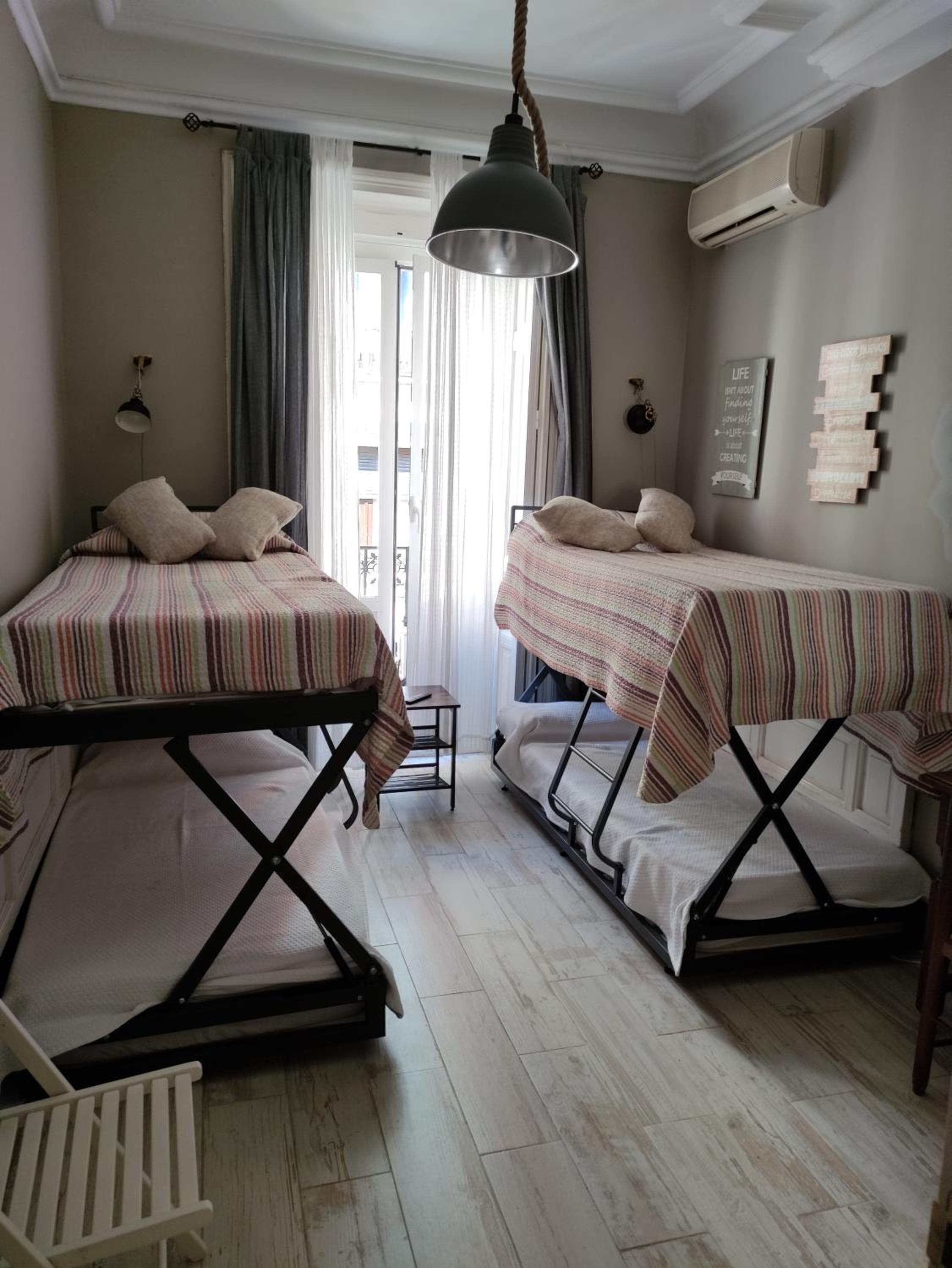 Hostal Hispalense