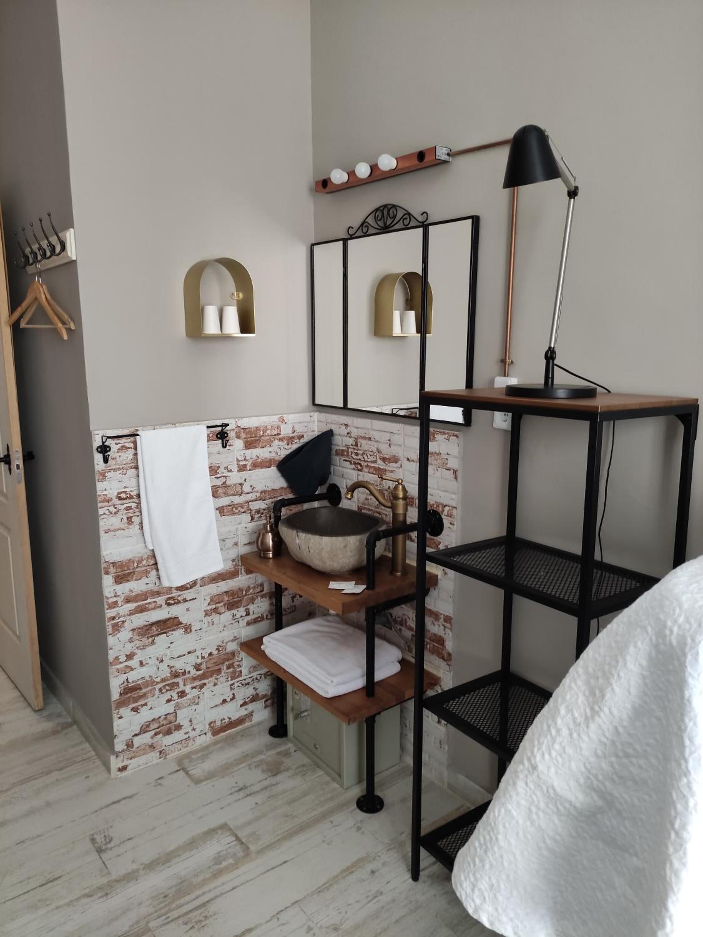 Hostal Hispalense