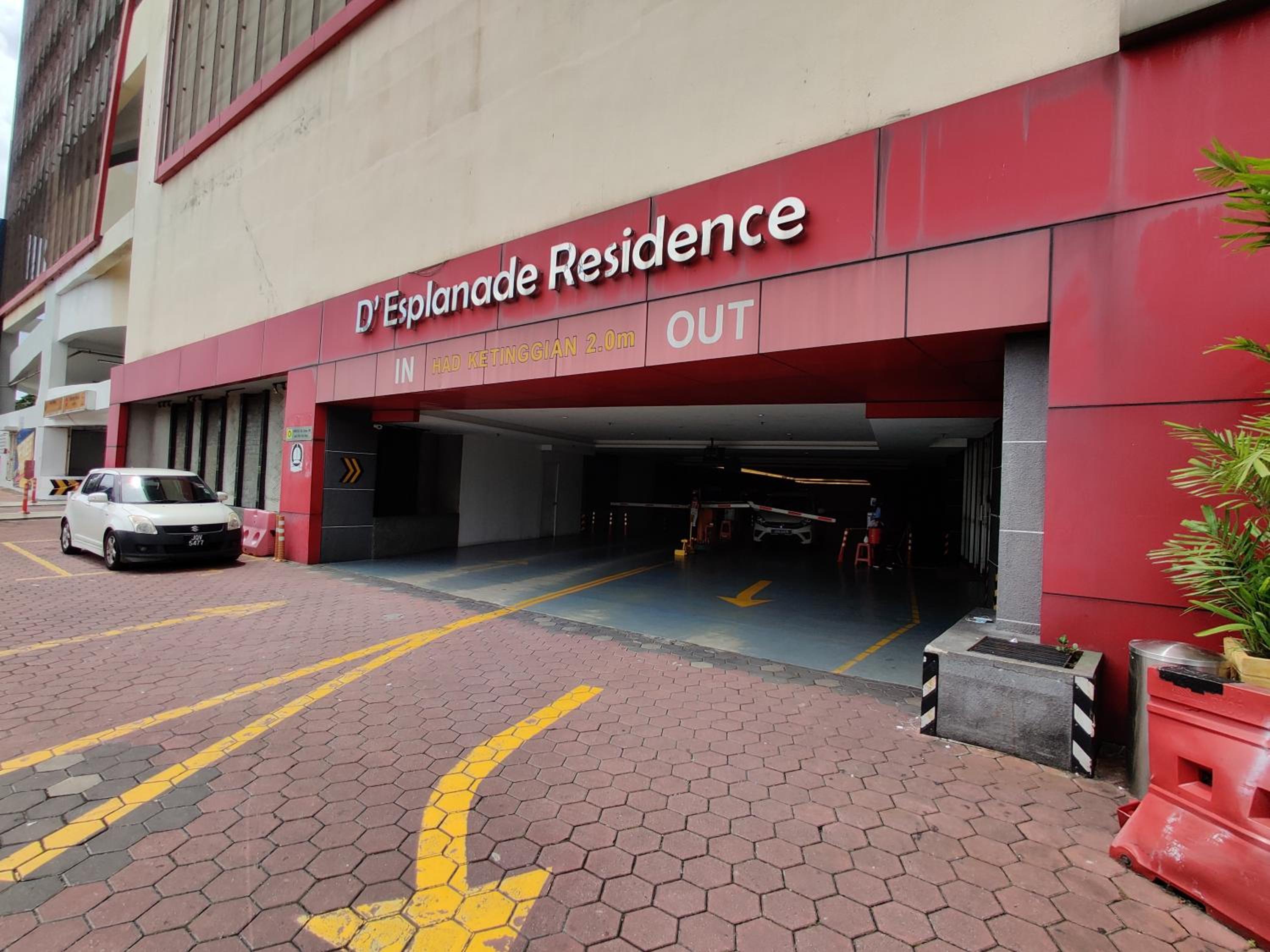 Ksl D'Esplanade Studio Apartment's 3
