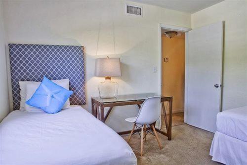 Suites at Coral Resorts