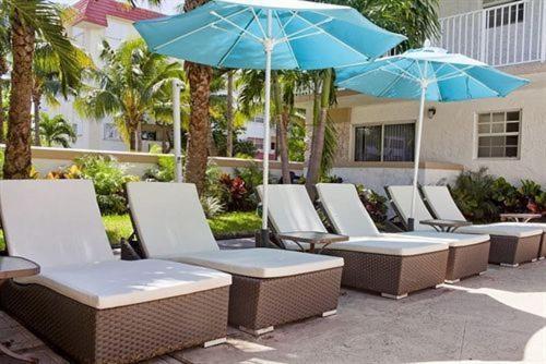 Suites at Coral Resorts