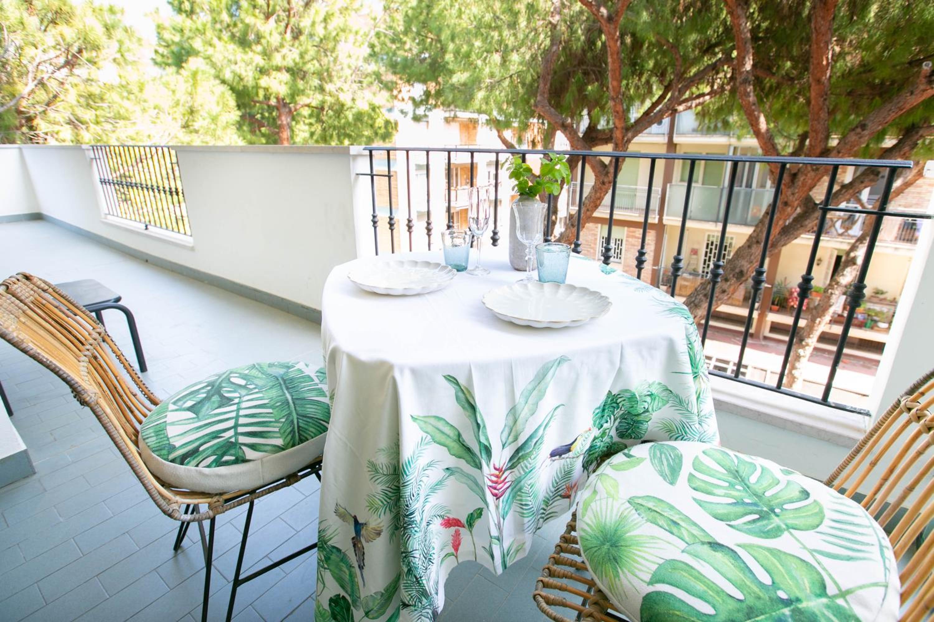balcony
