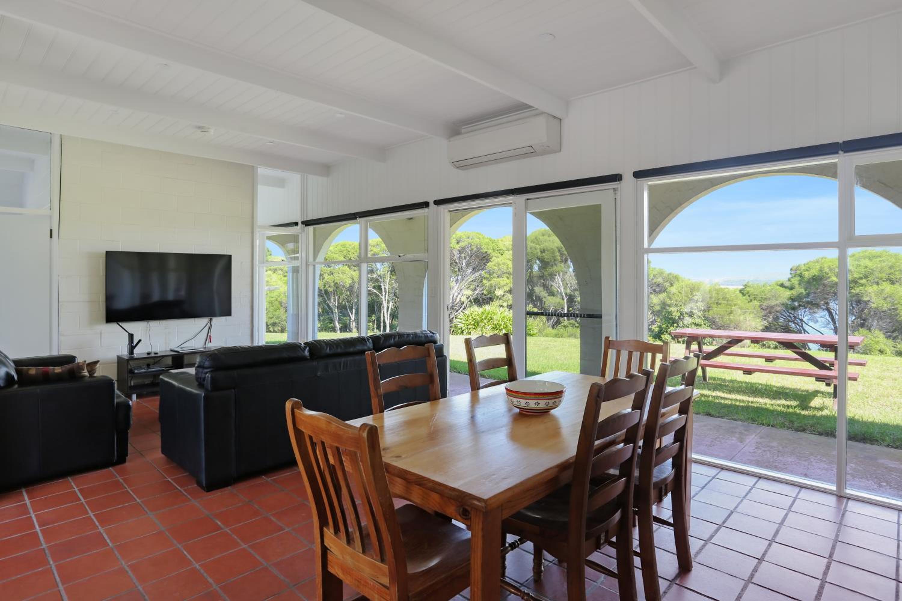 Cordova - Perfect Summer or Winter Getaway