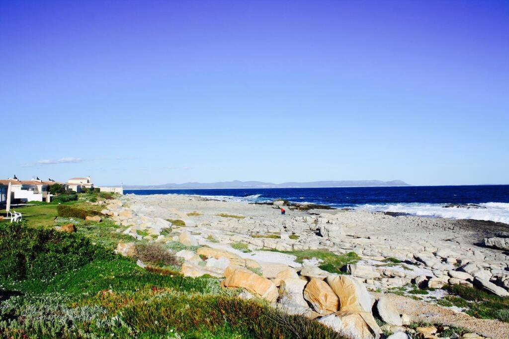 Easy Going Hermanus With An Ocean View