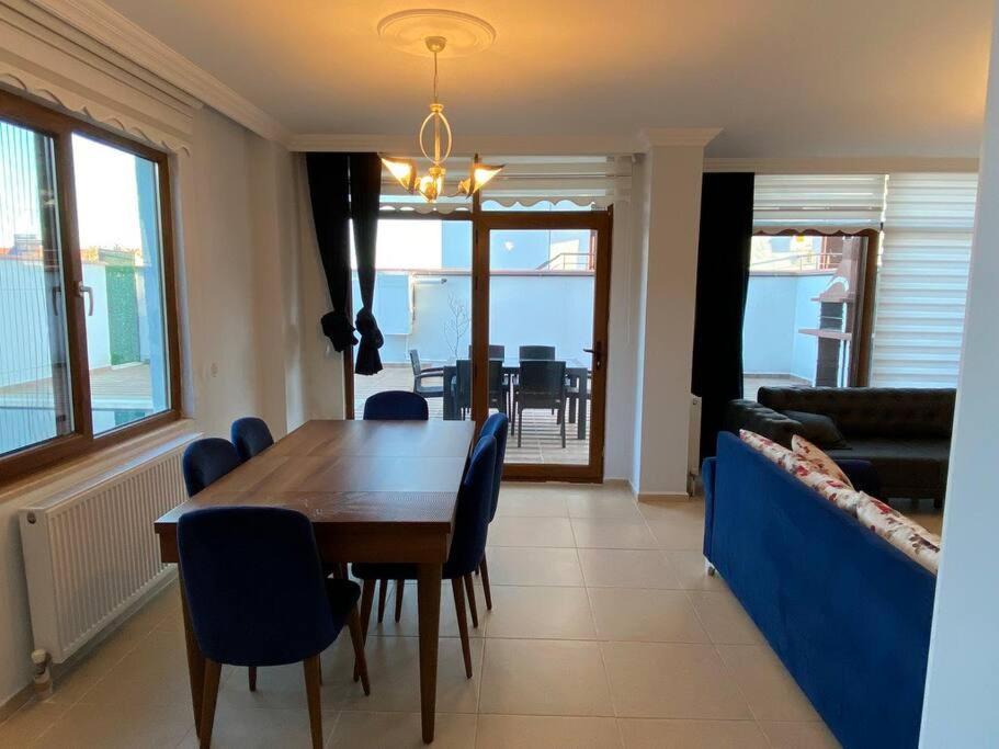 Hotel Private villa in Yalova/Thermal, with heated pool - Image 1