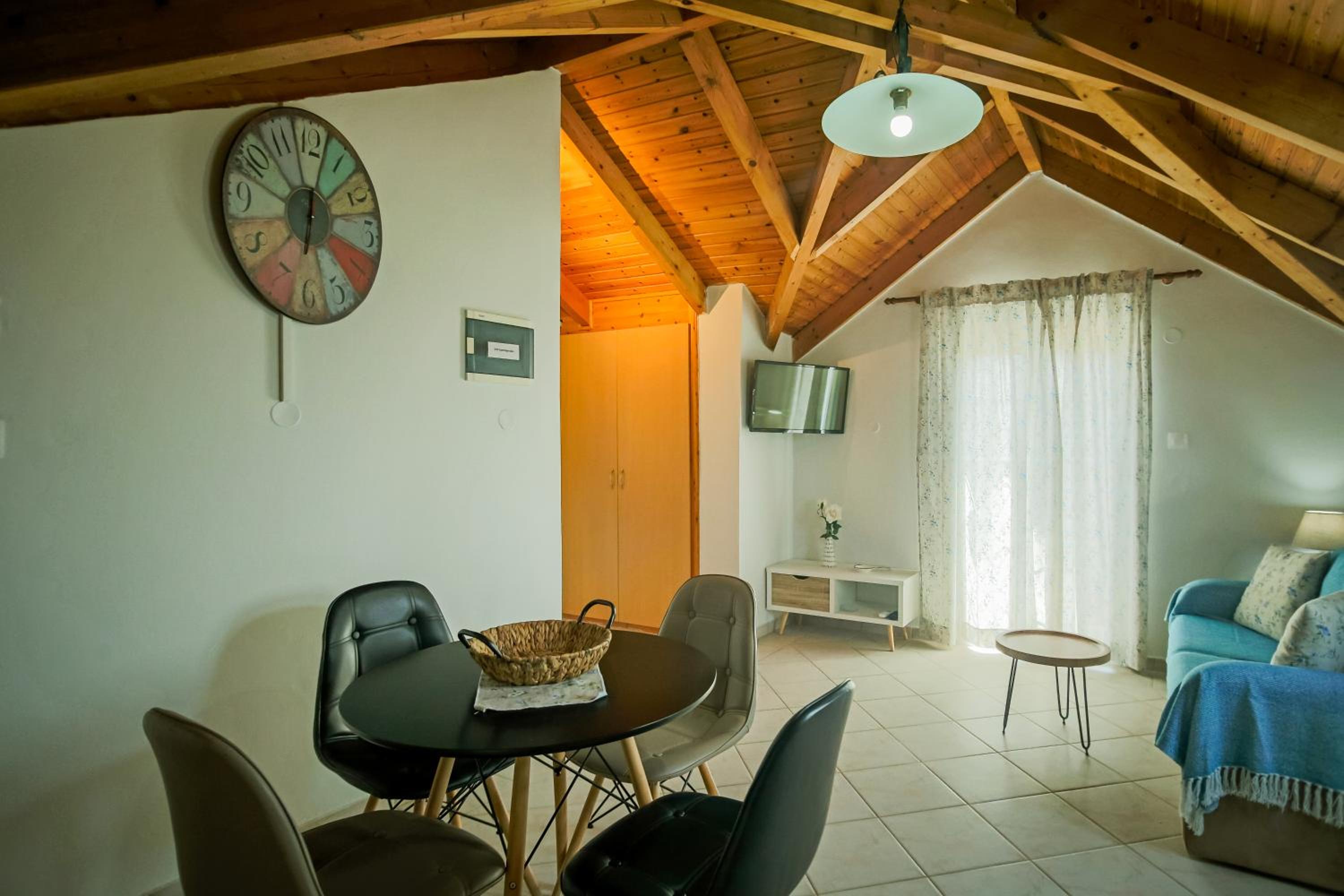 Porto Gerakas Villas