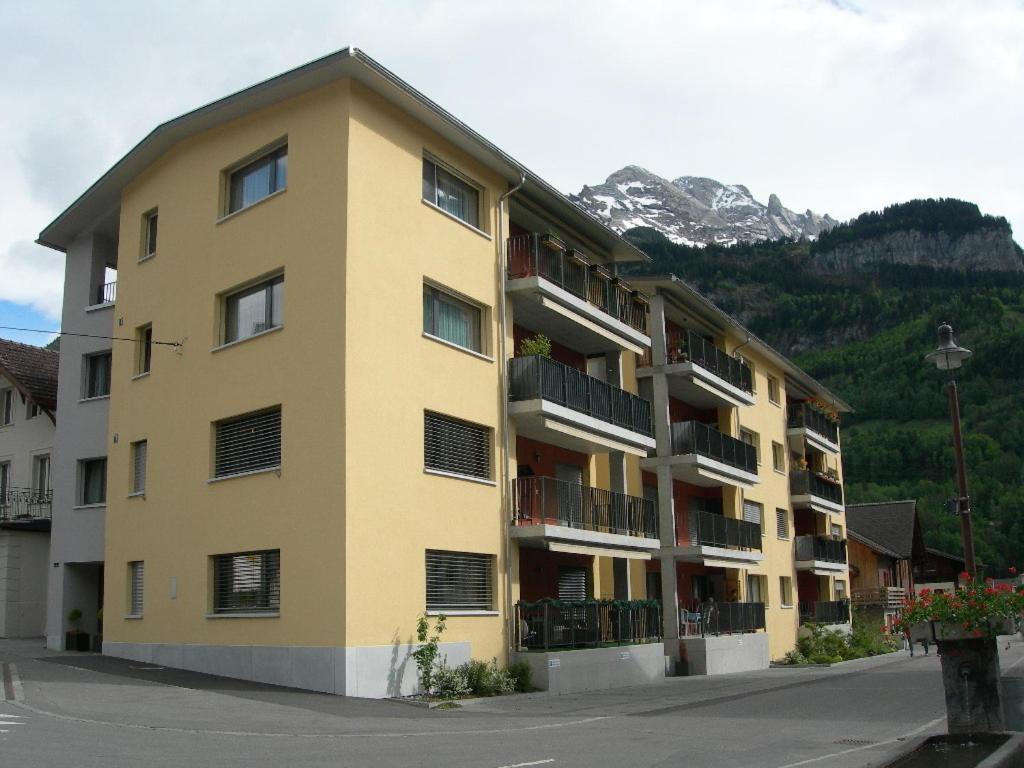 Hotel Alpbachstrasse 4, Meiringen - Image 1