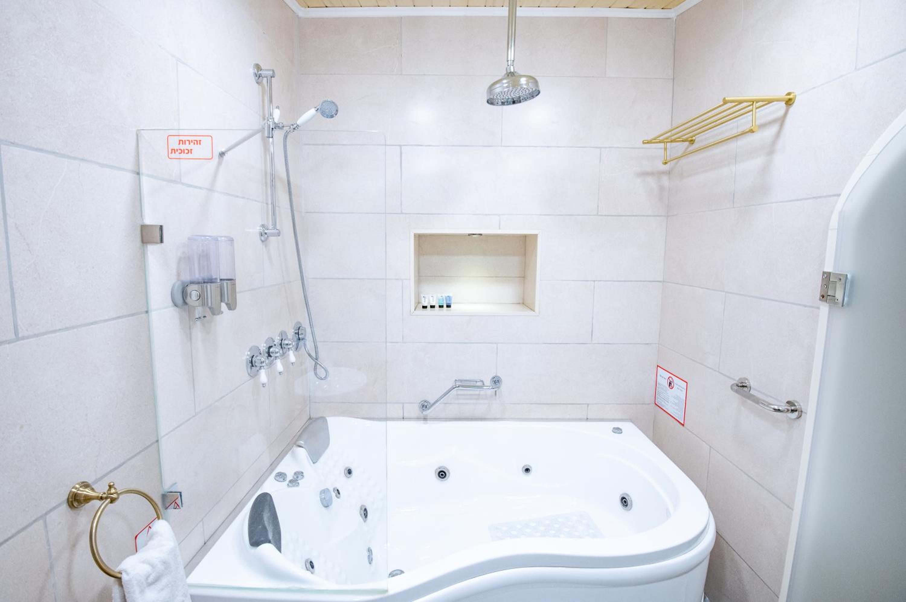 Svarzman suite