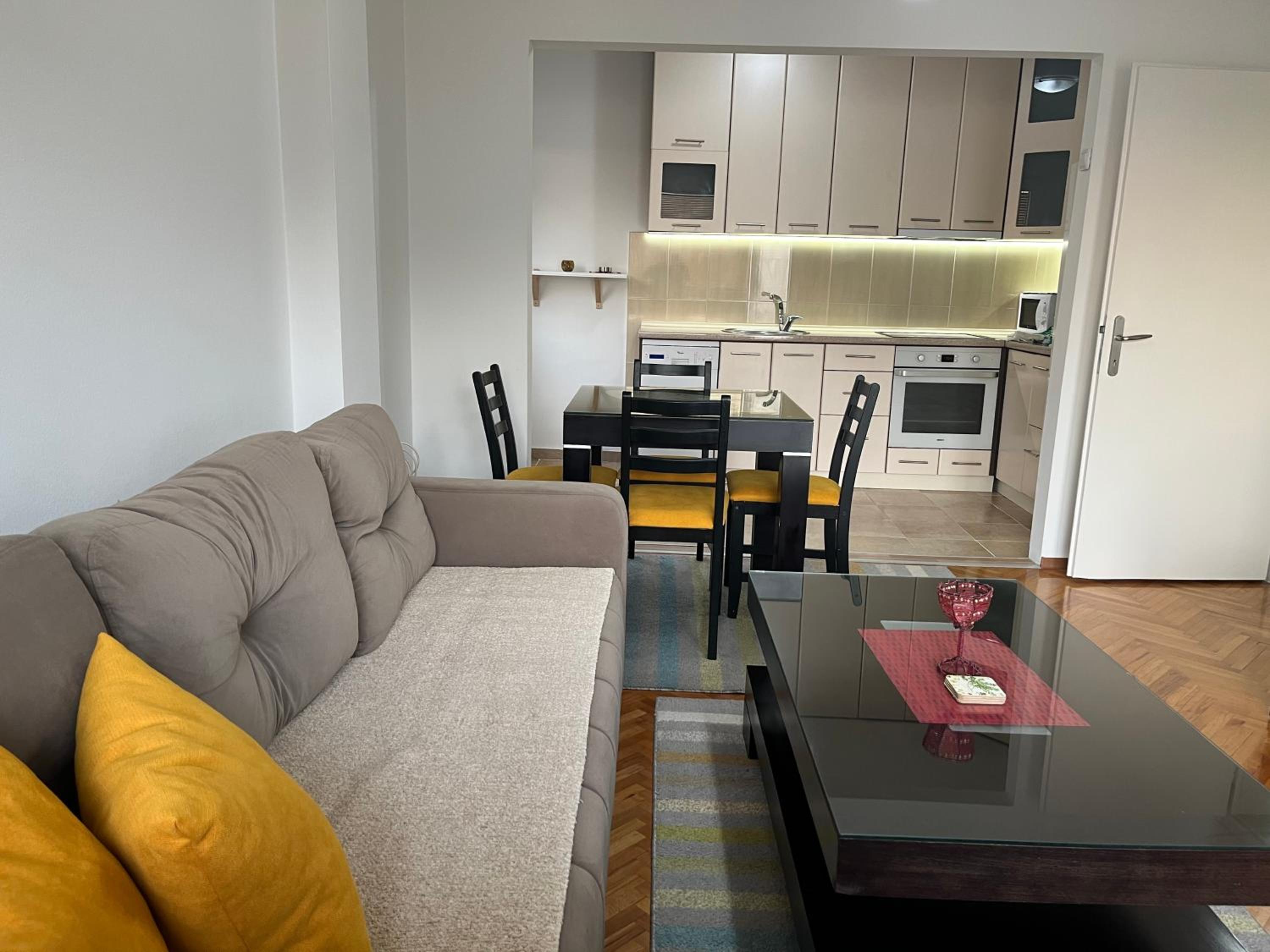 OLE apartment III - in the city center view 4