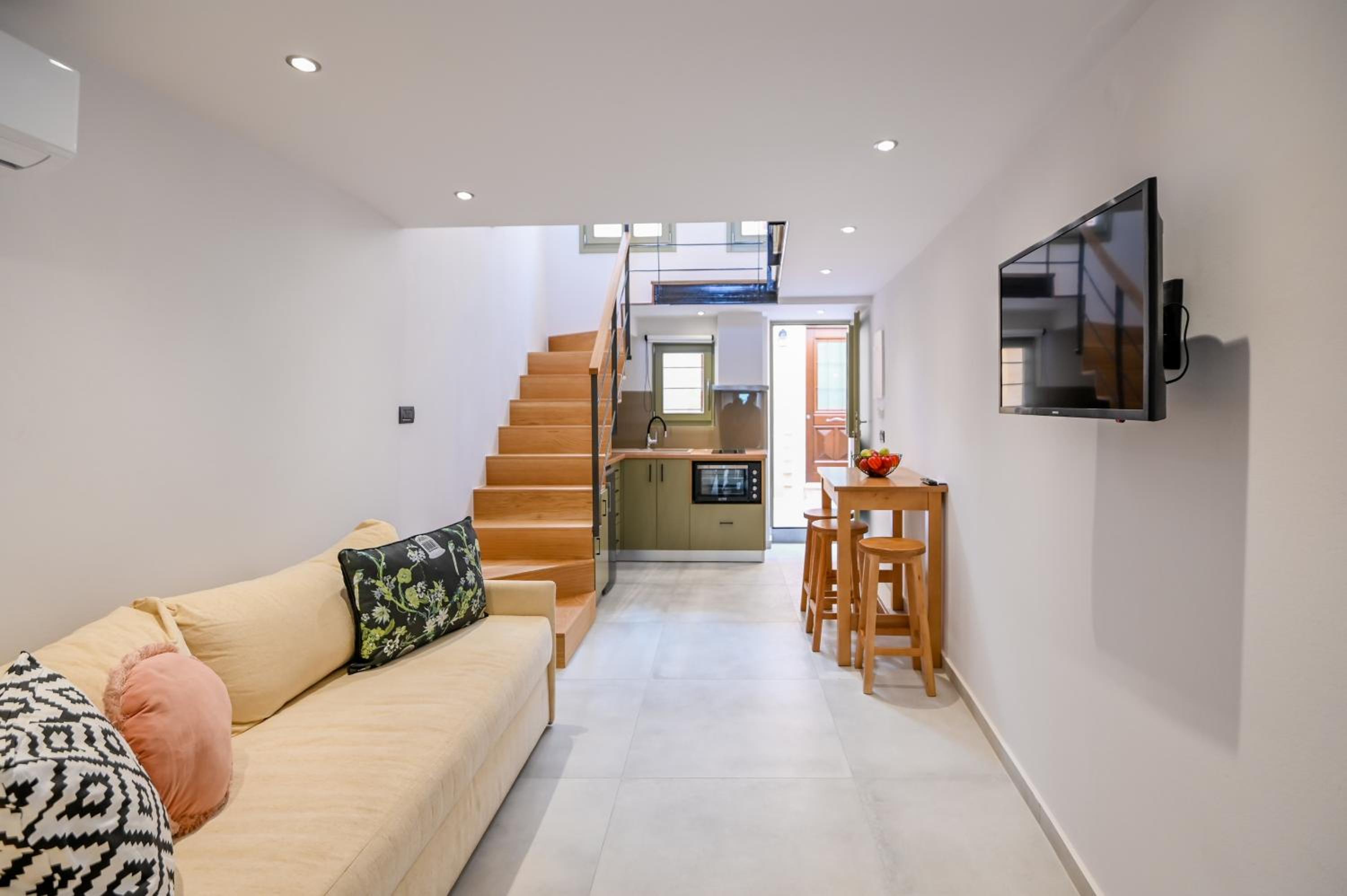 Nem Home, amazing 1 bedroom house view 4