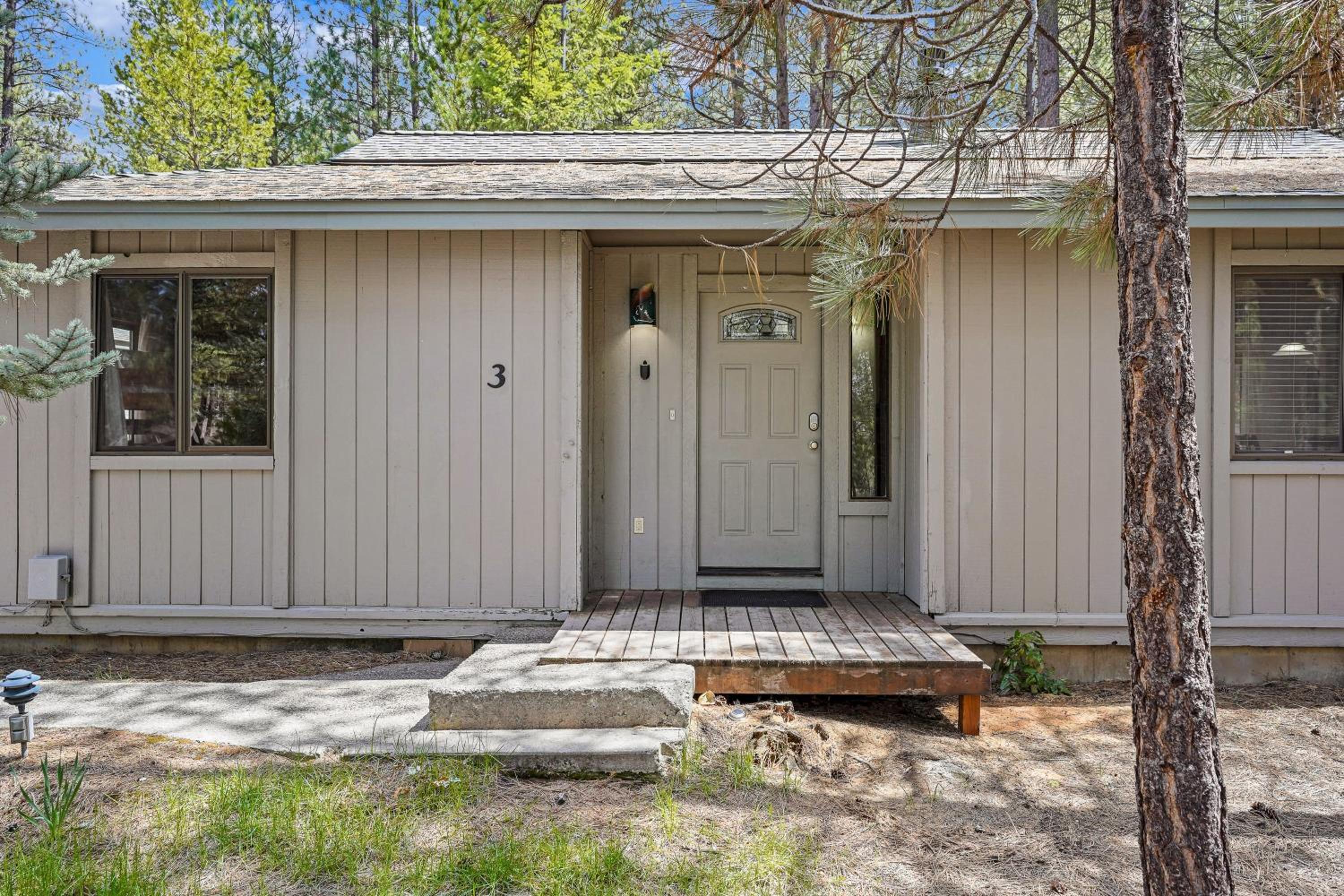 3 Killdeer Lane Pet Friendly Home view 4