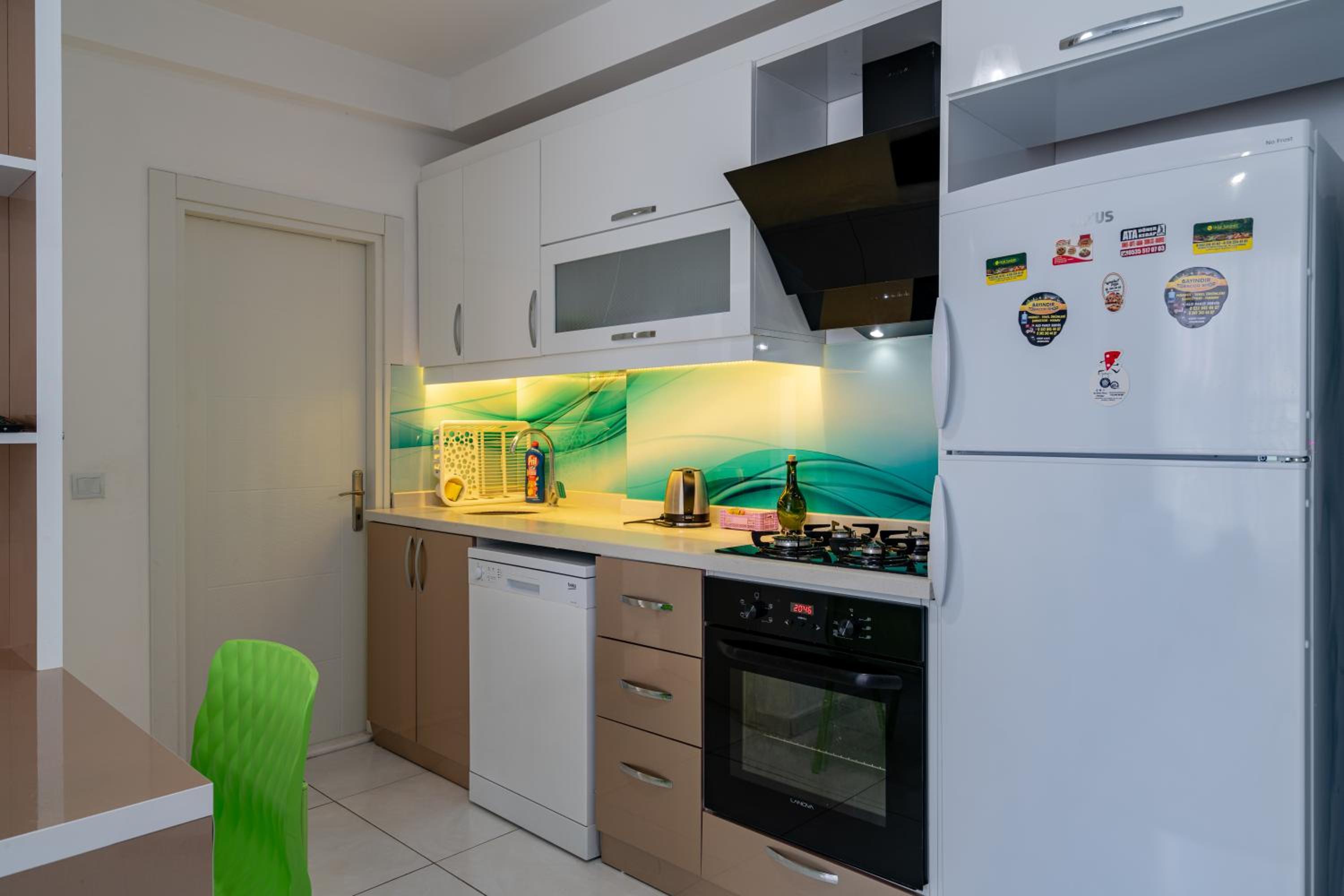 Sare Suites Downtown - Image 36