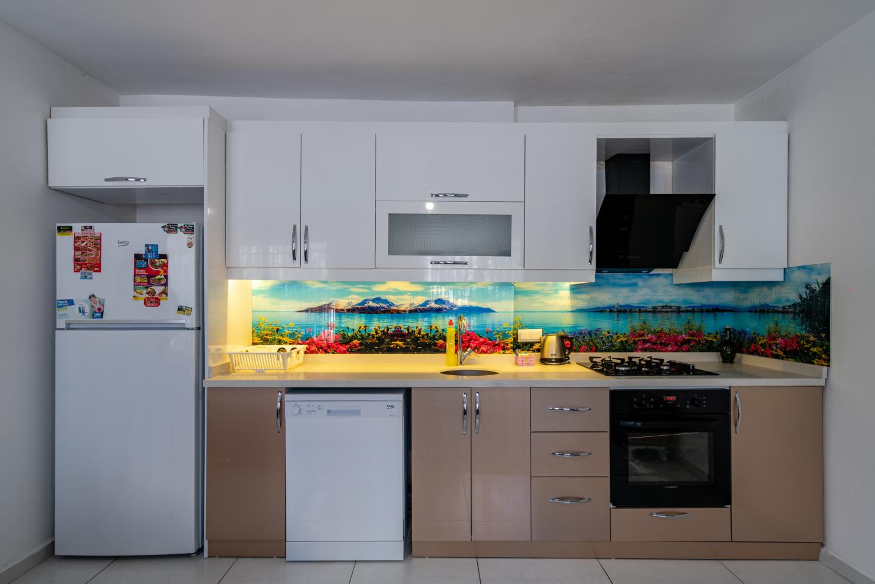 Sare Suites Downtown - Image 63