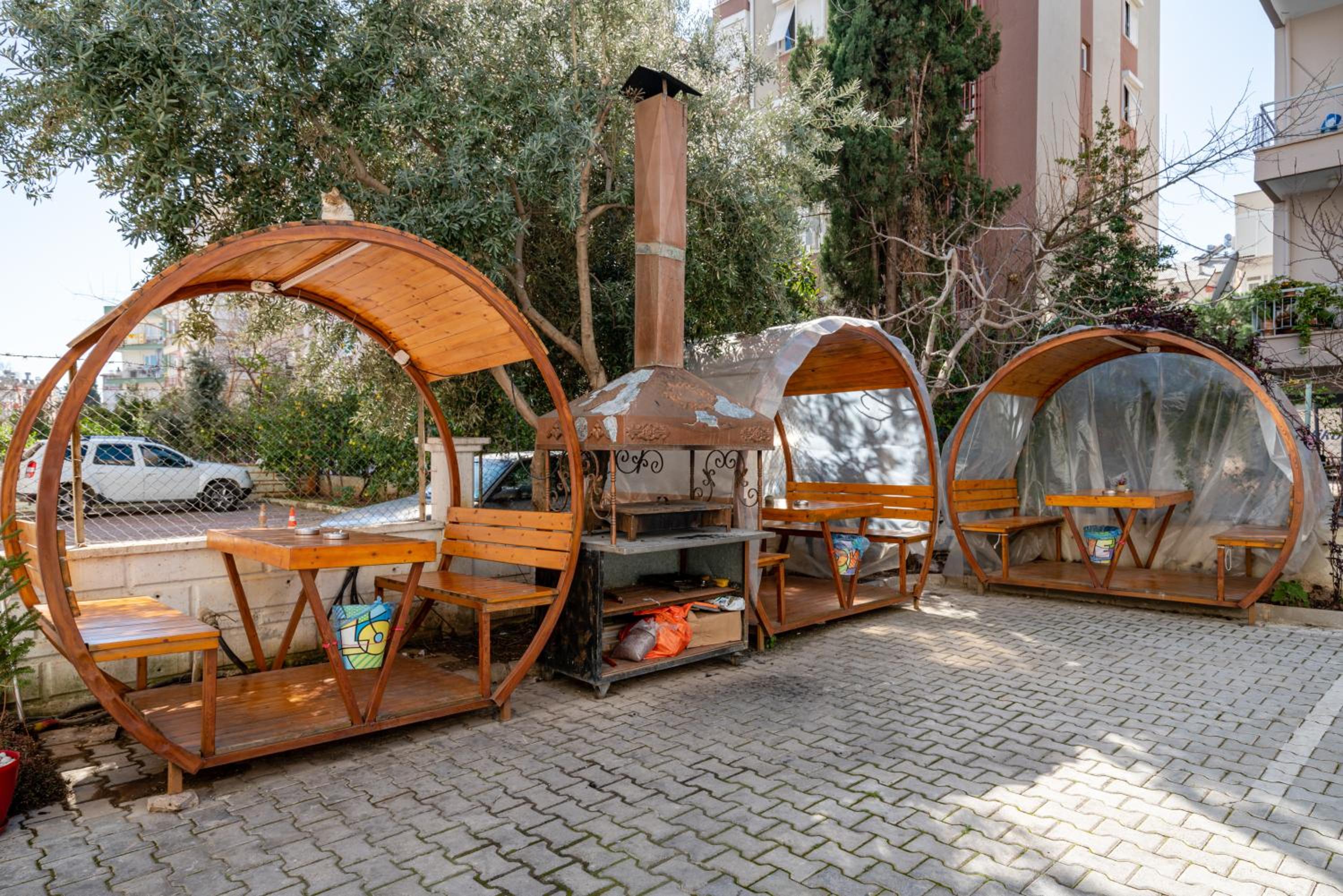 Sare Suites Downtown - Image 25