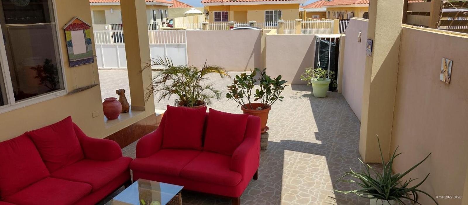 Cozy home under the Sun with Swimmingpool view 2