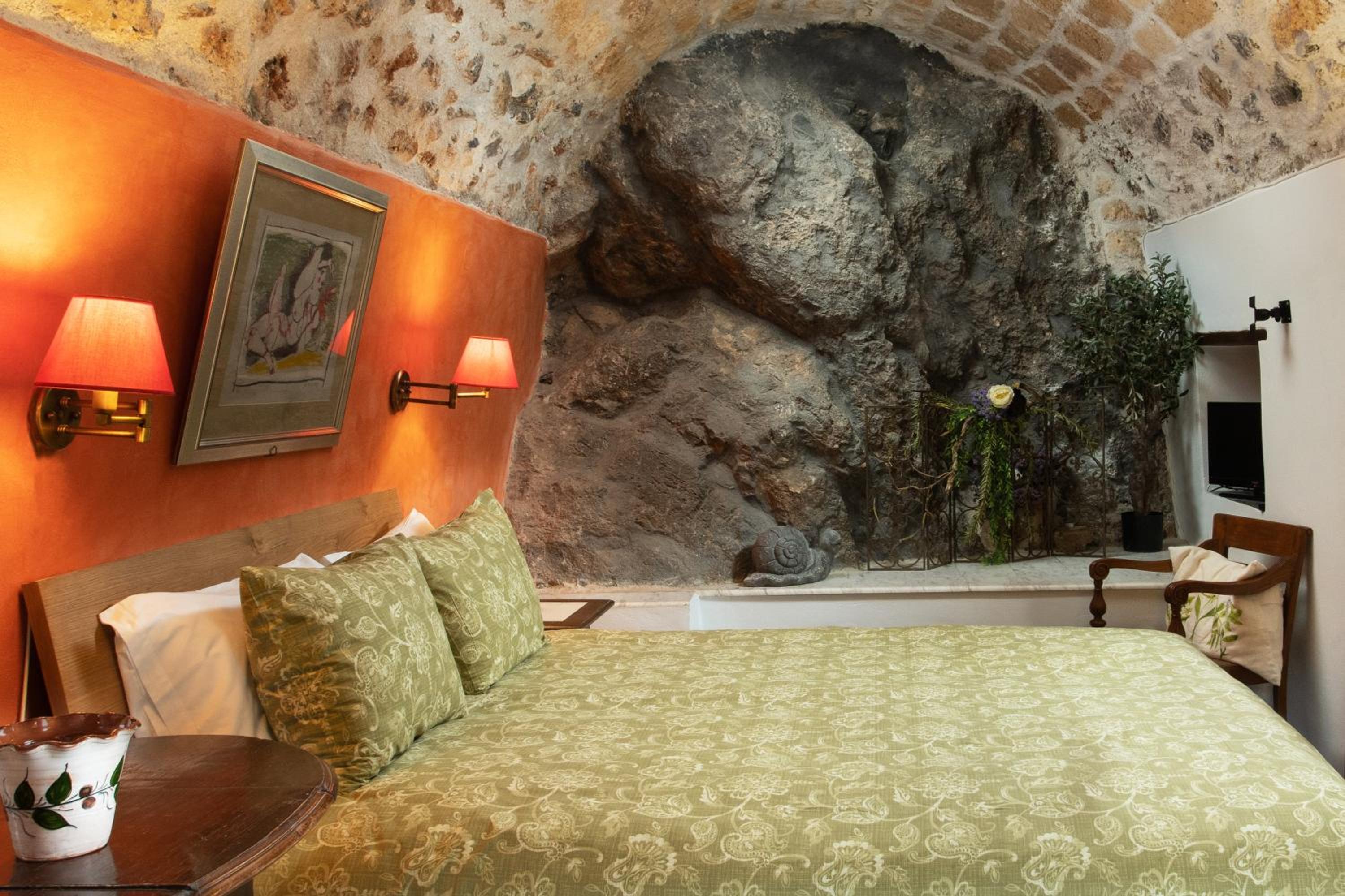 Dorovinis Monemvasia Castlehouses