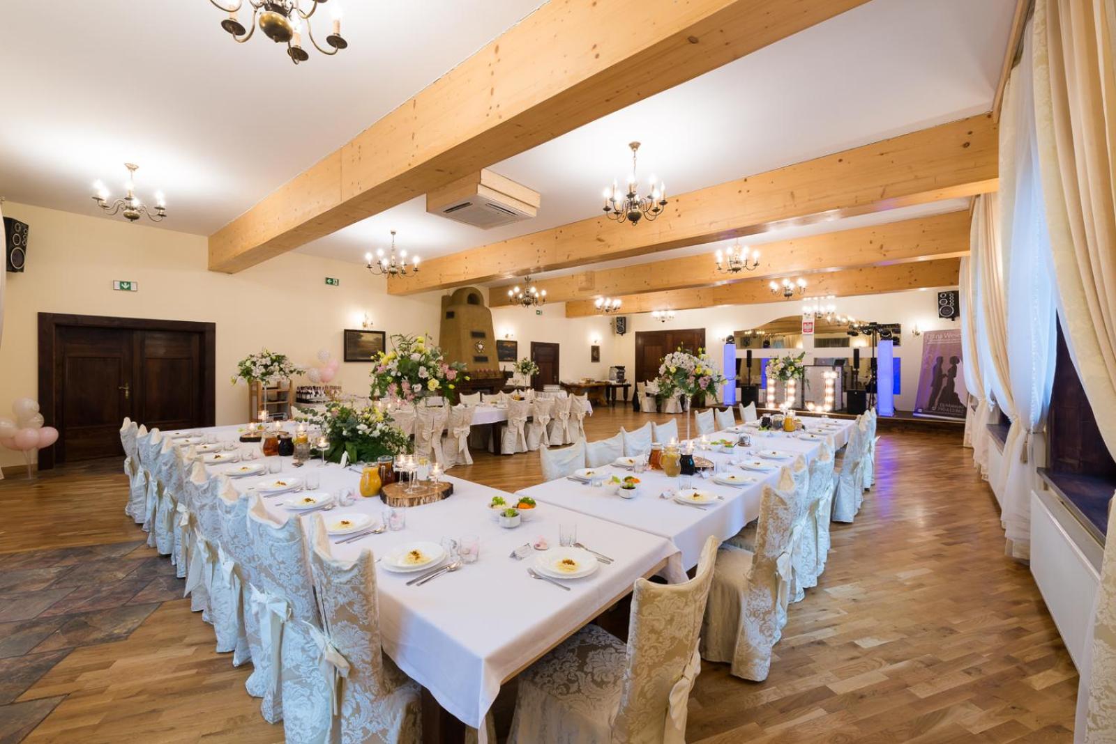 banquet hall