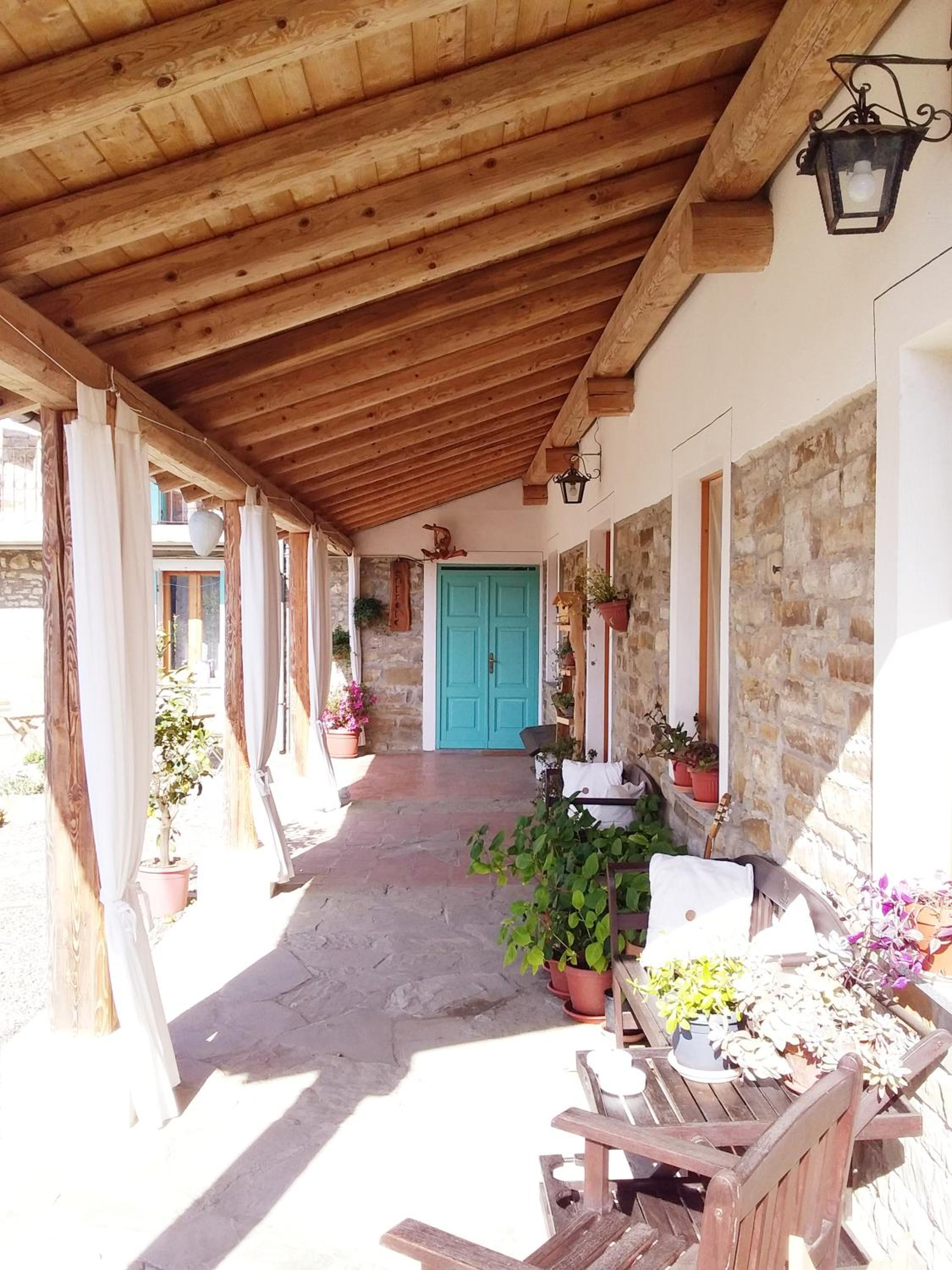 Agriturismo Borghetto la radice view 2