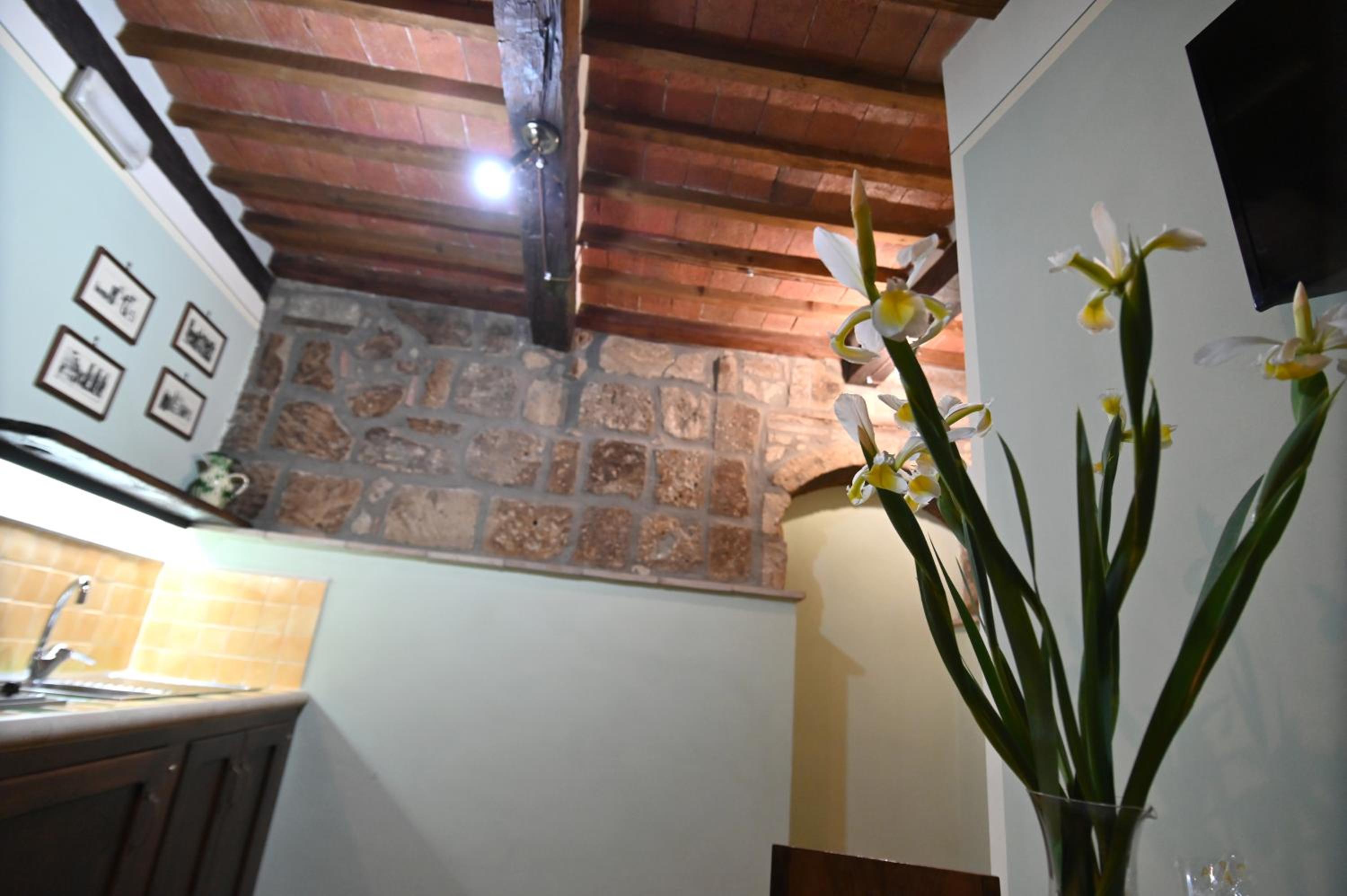 Photo 38