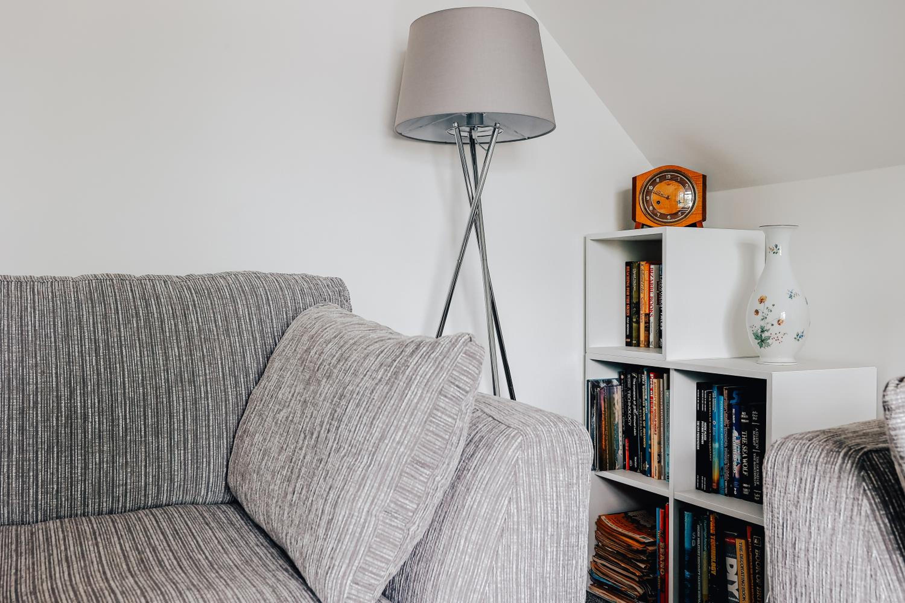 Private Two Bedroom Residence in Southbourne - Private Parking - Off the High Street - Minutes Away from the Beach