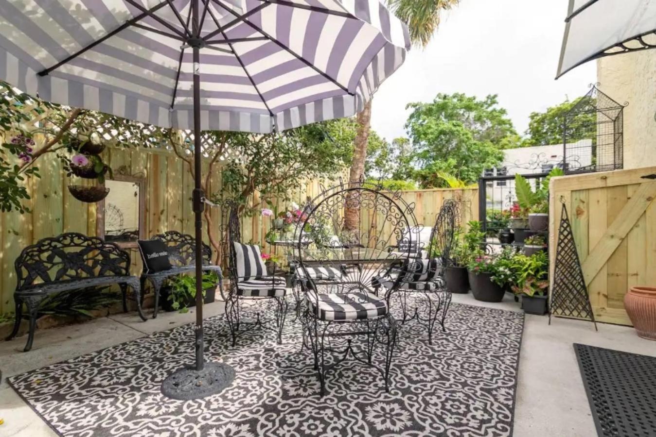 Tropical Designer House in Heart of Antique Row WPB view 3