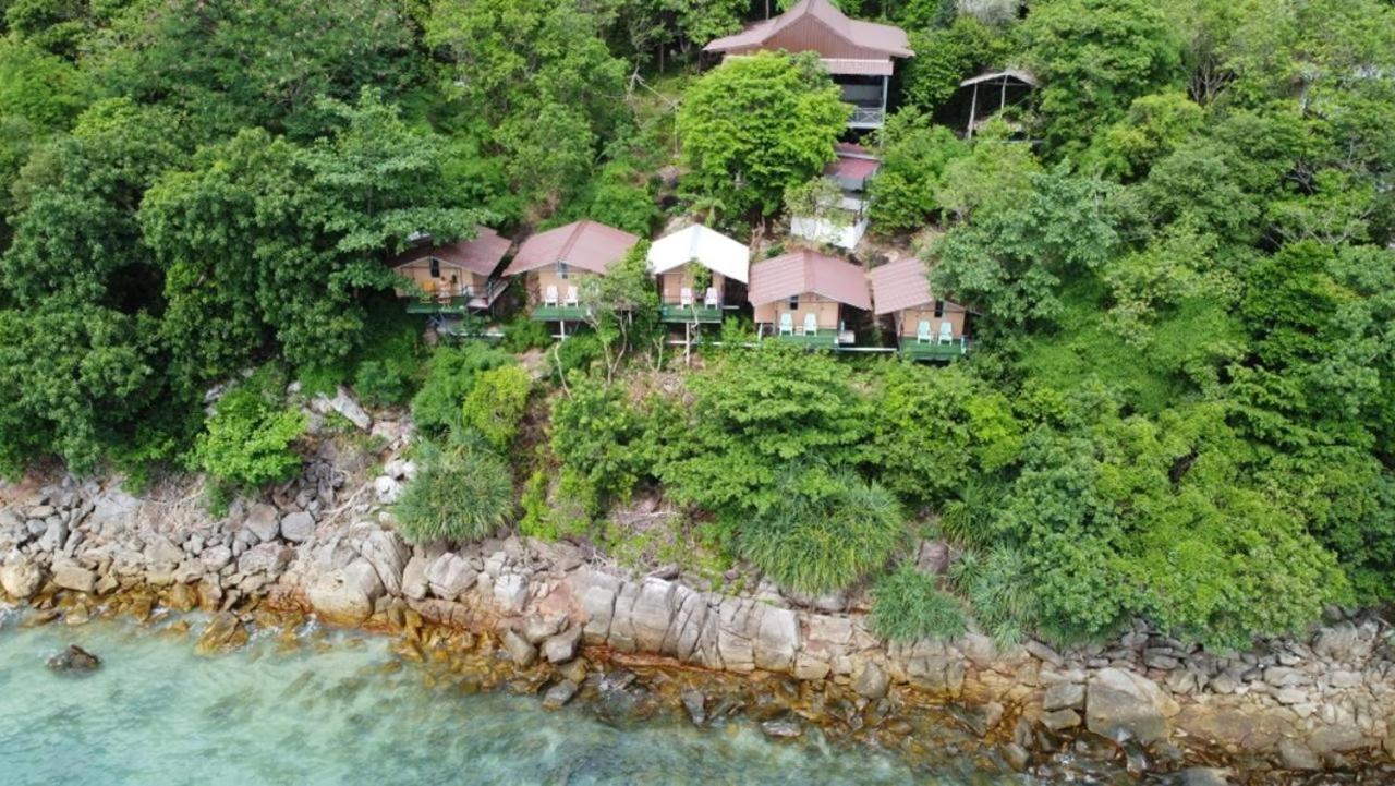 Hotel Phi Phi Seaside Bungalow