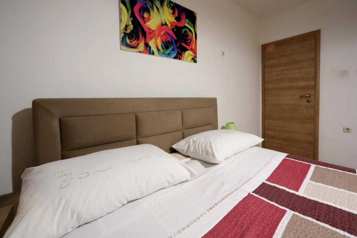 Photo 57