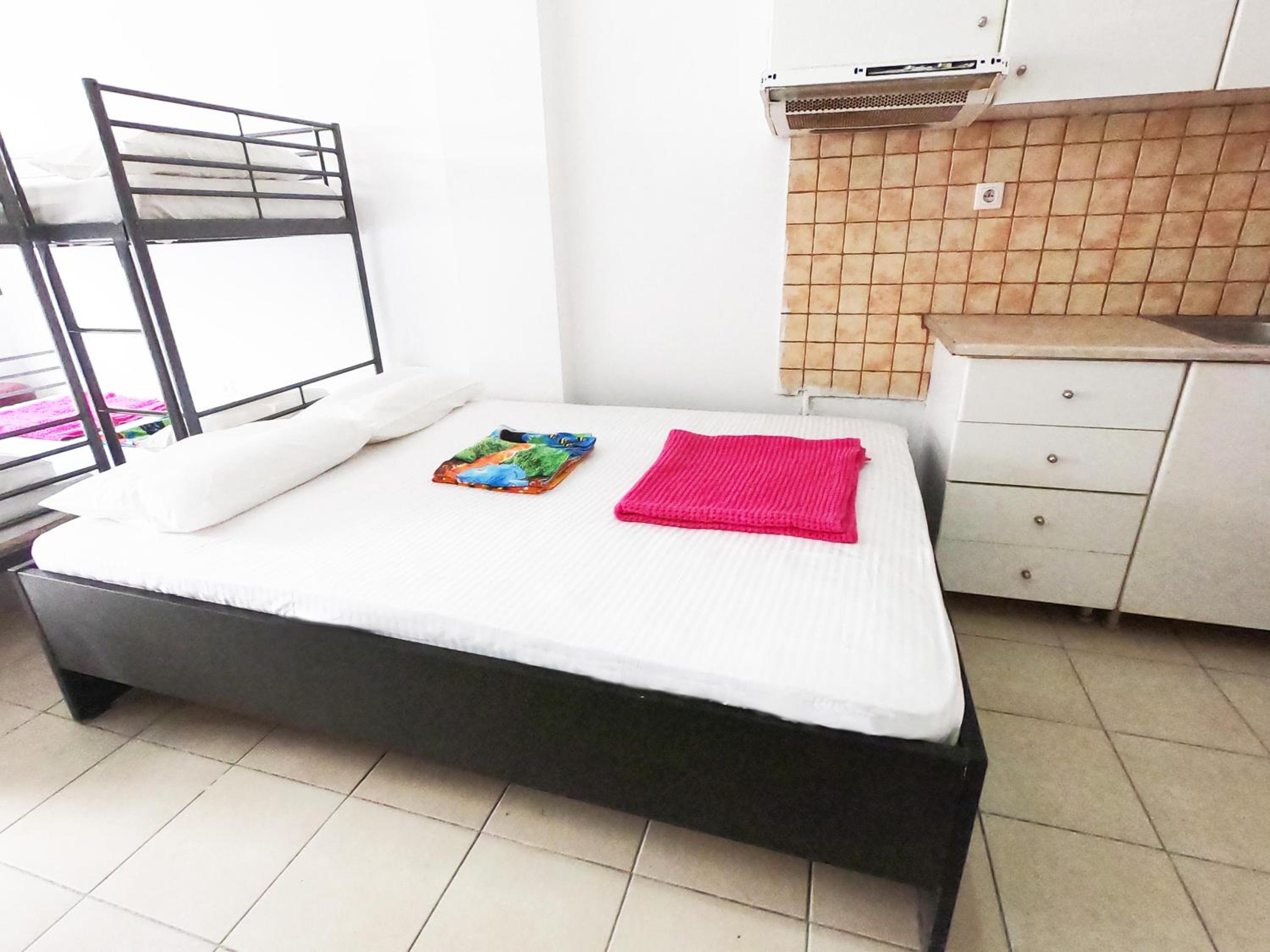 acropolisroomathens