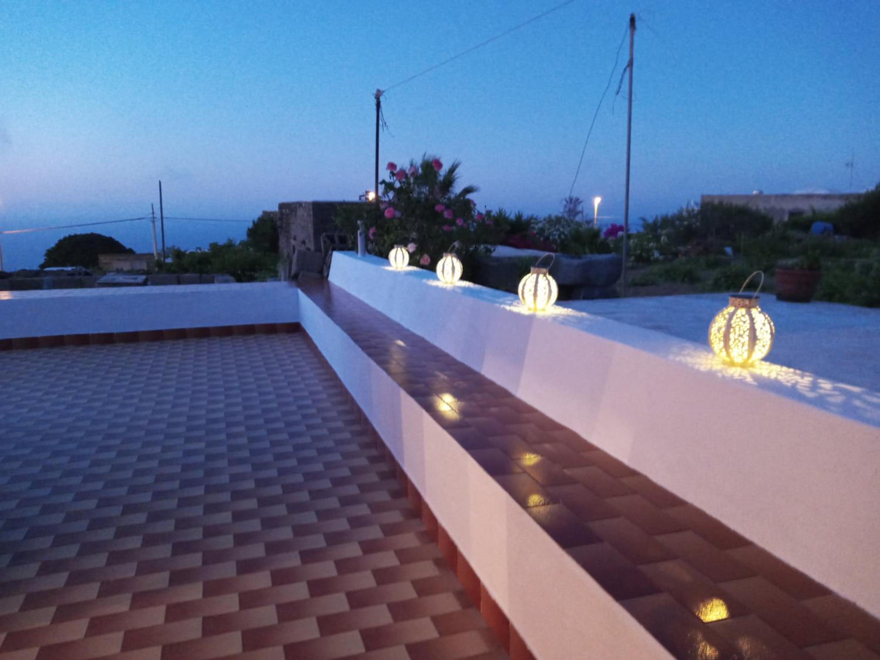 Dammuso Pantelleria - Fiori D'Ossidiana