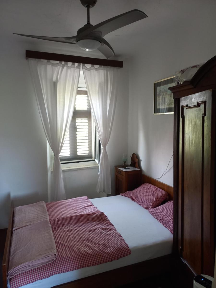 Holiday Home Lorraina view 2