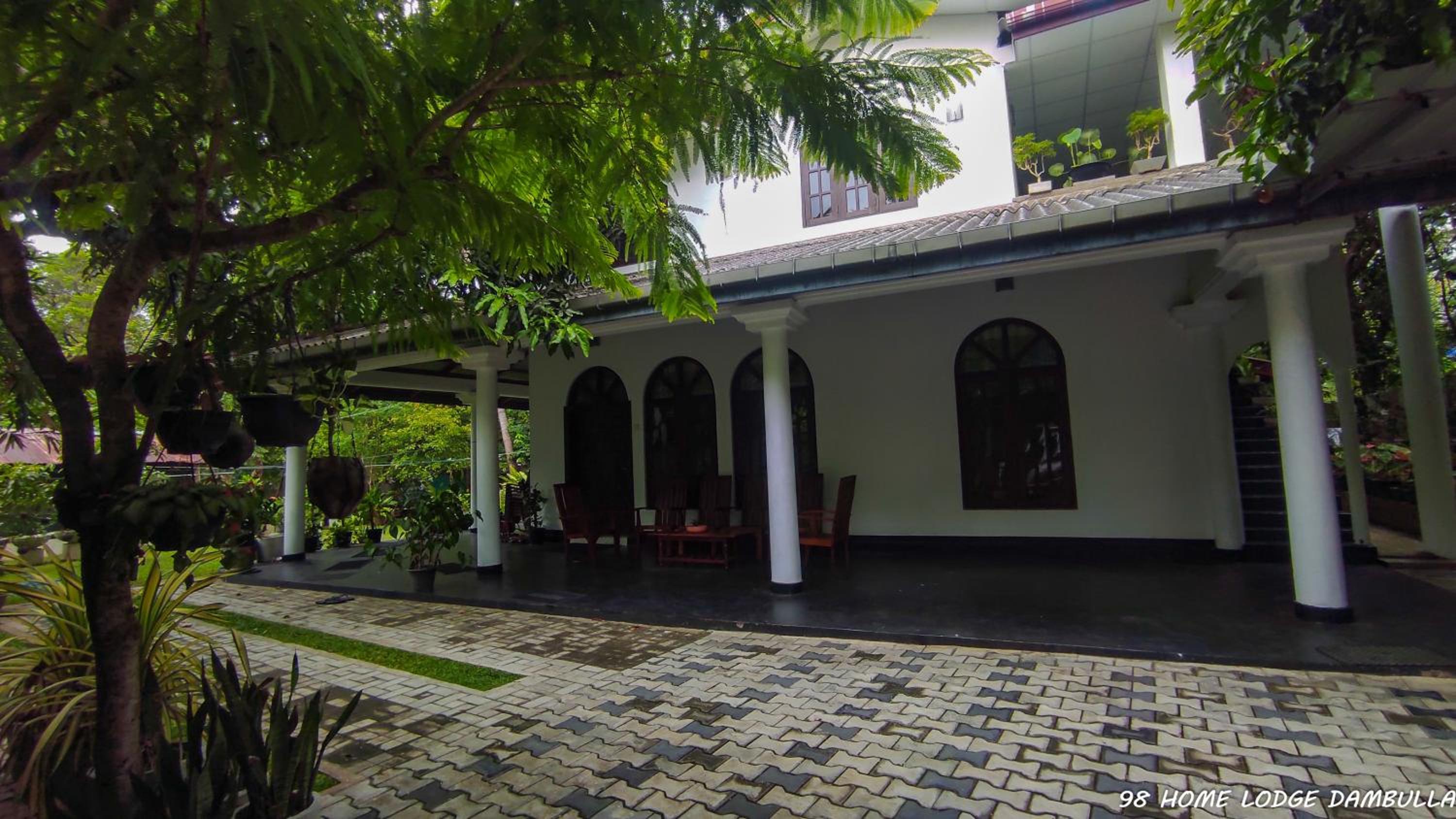98 Home Lodge Dambulla view 3