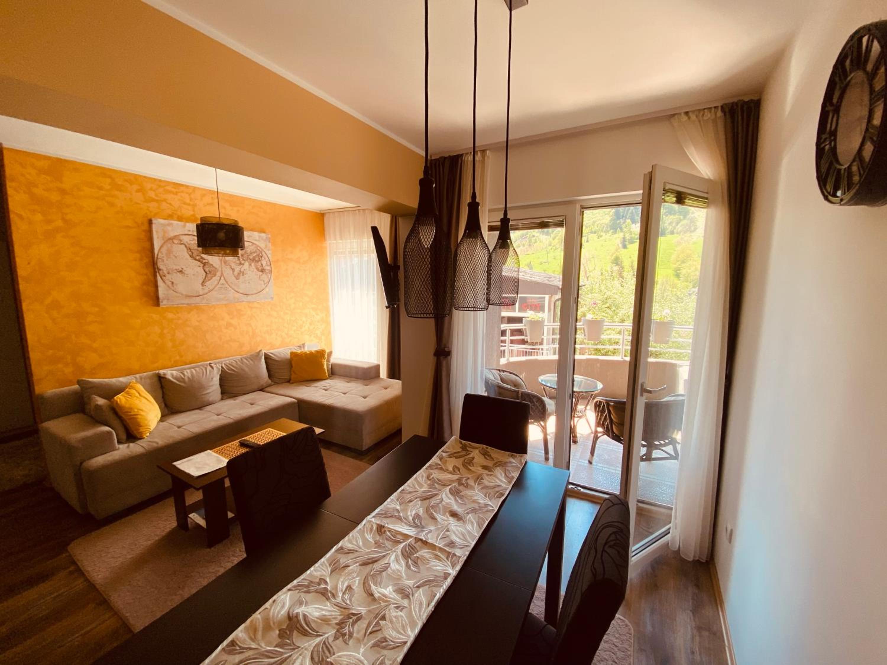 Ana Luxury Apartment ****