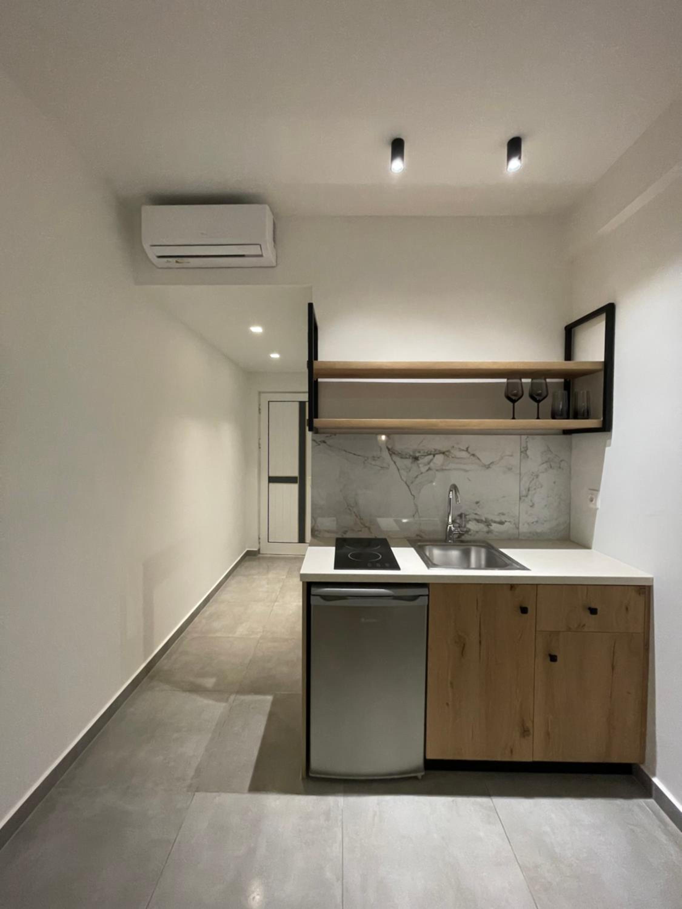 George Deluxe Apartments
