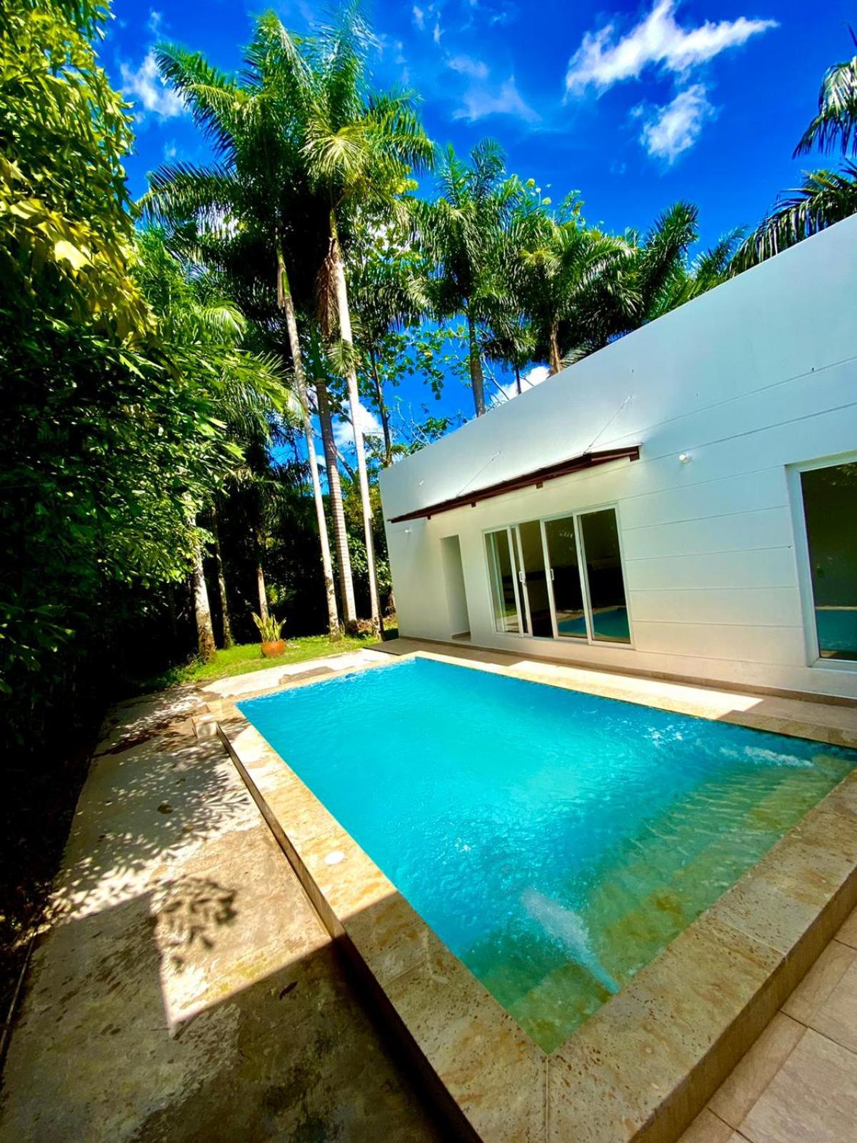 Casa blanca, casa campestre Restrepo