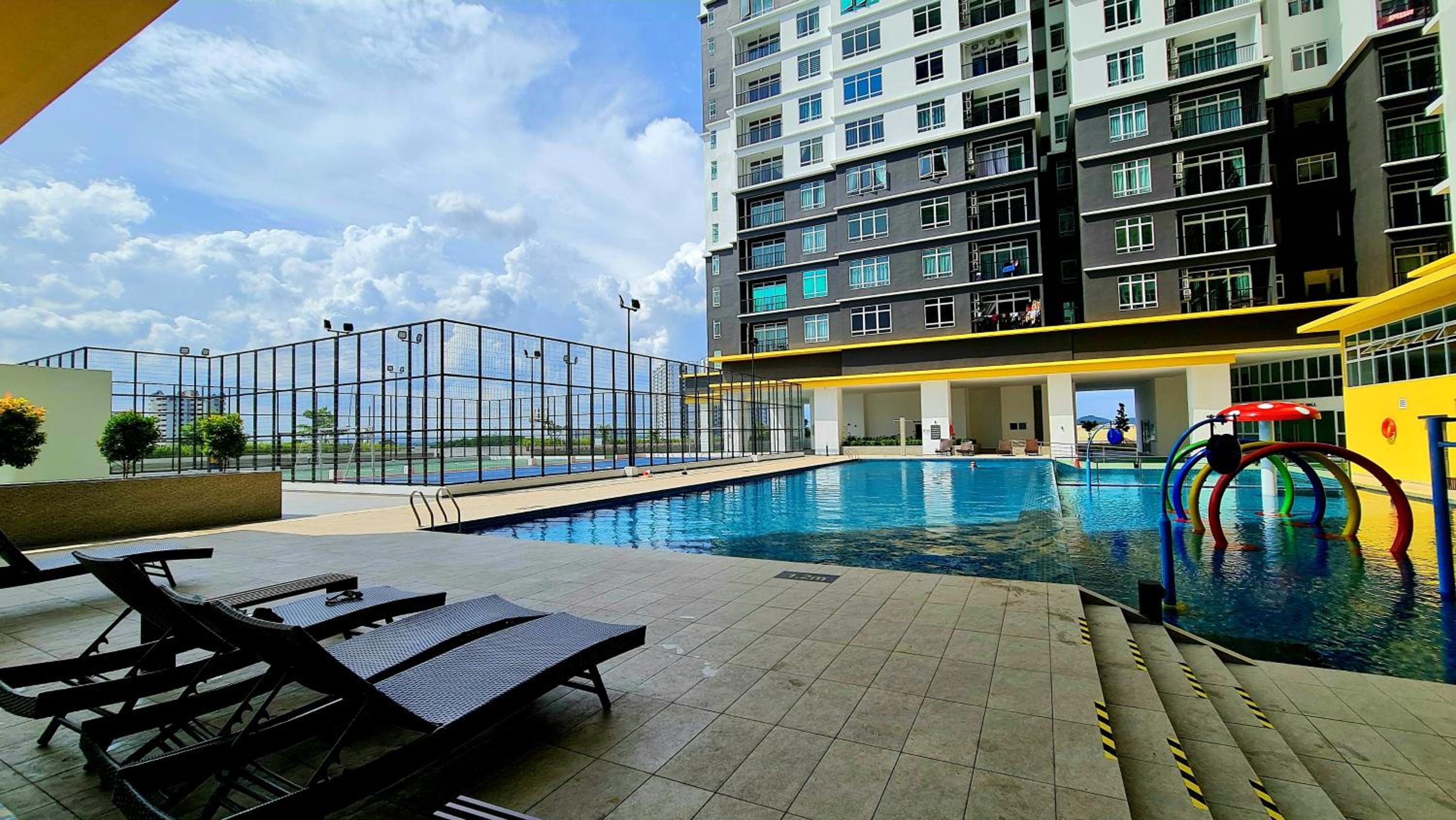 J&J Vacation Home@Novo8 Residence