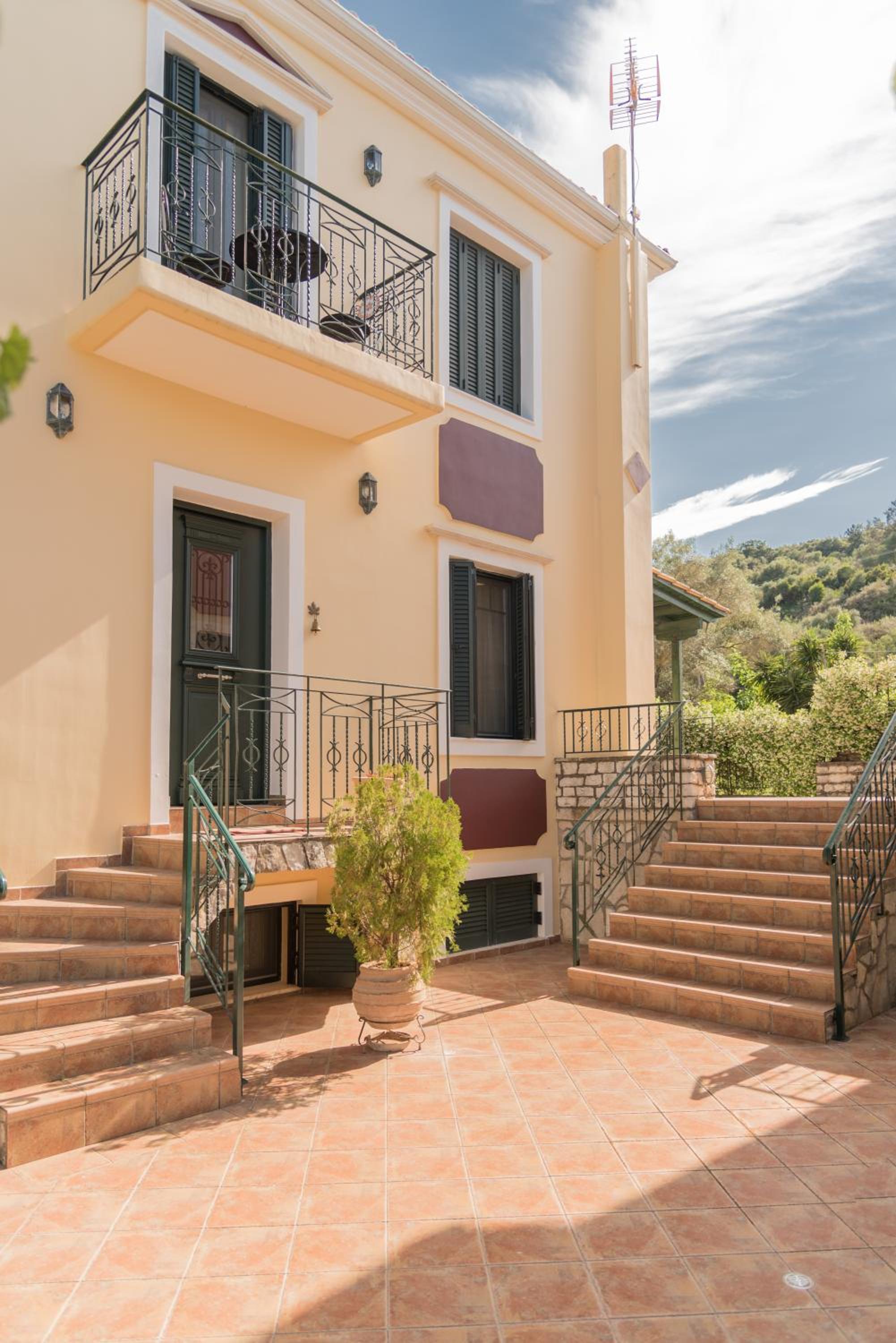 Koni's House view 5