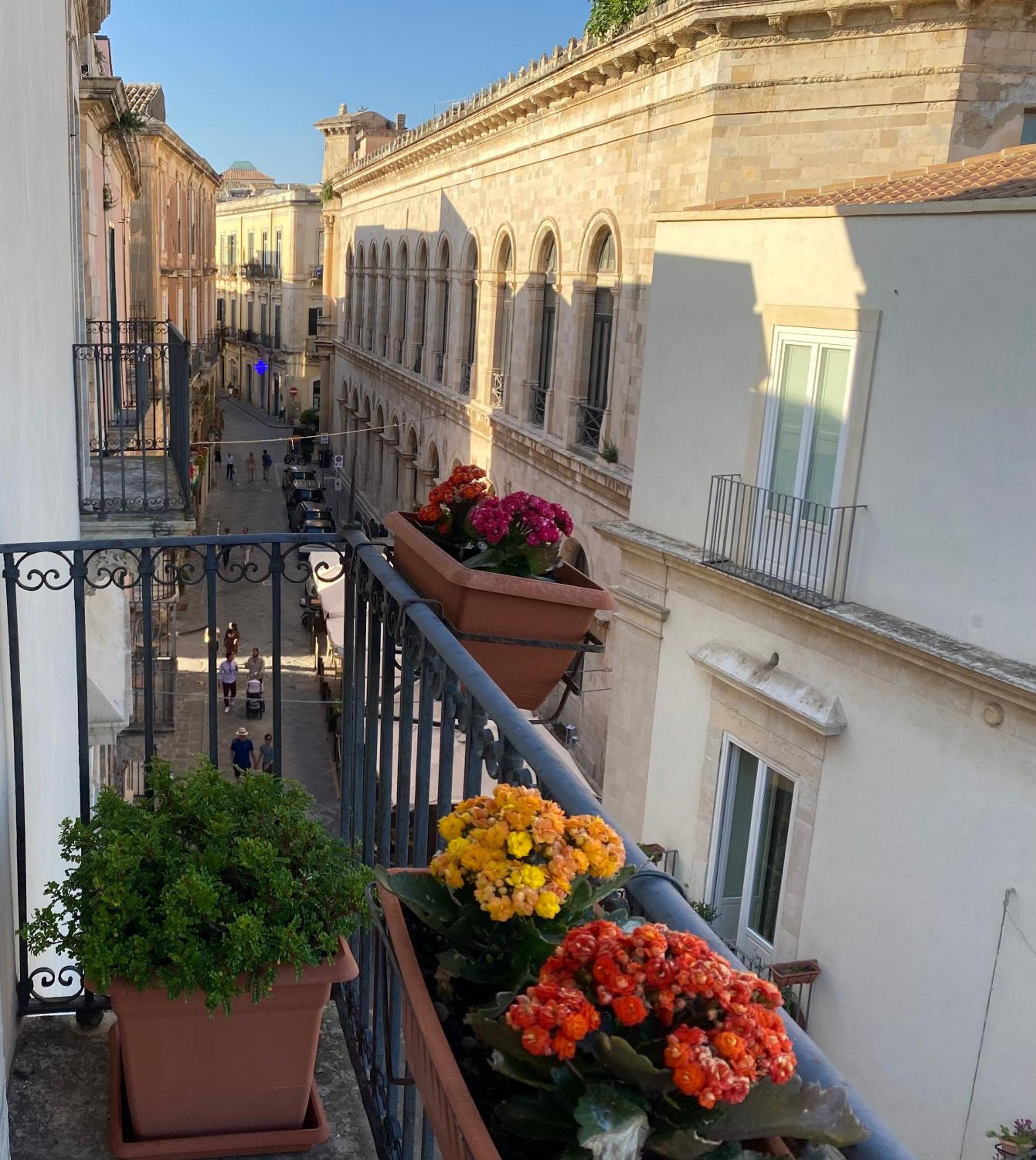 Elegante appartamento in palazzo storico Ortigia view 5
