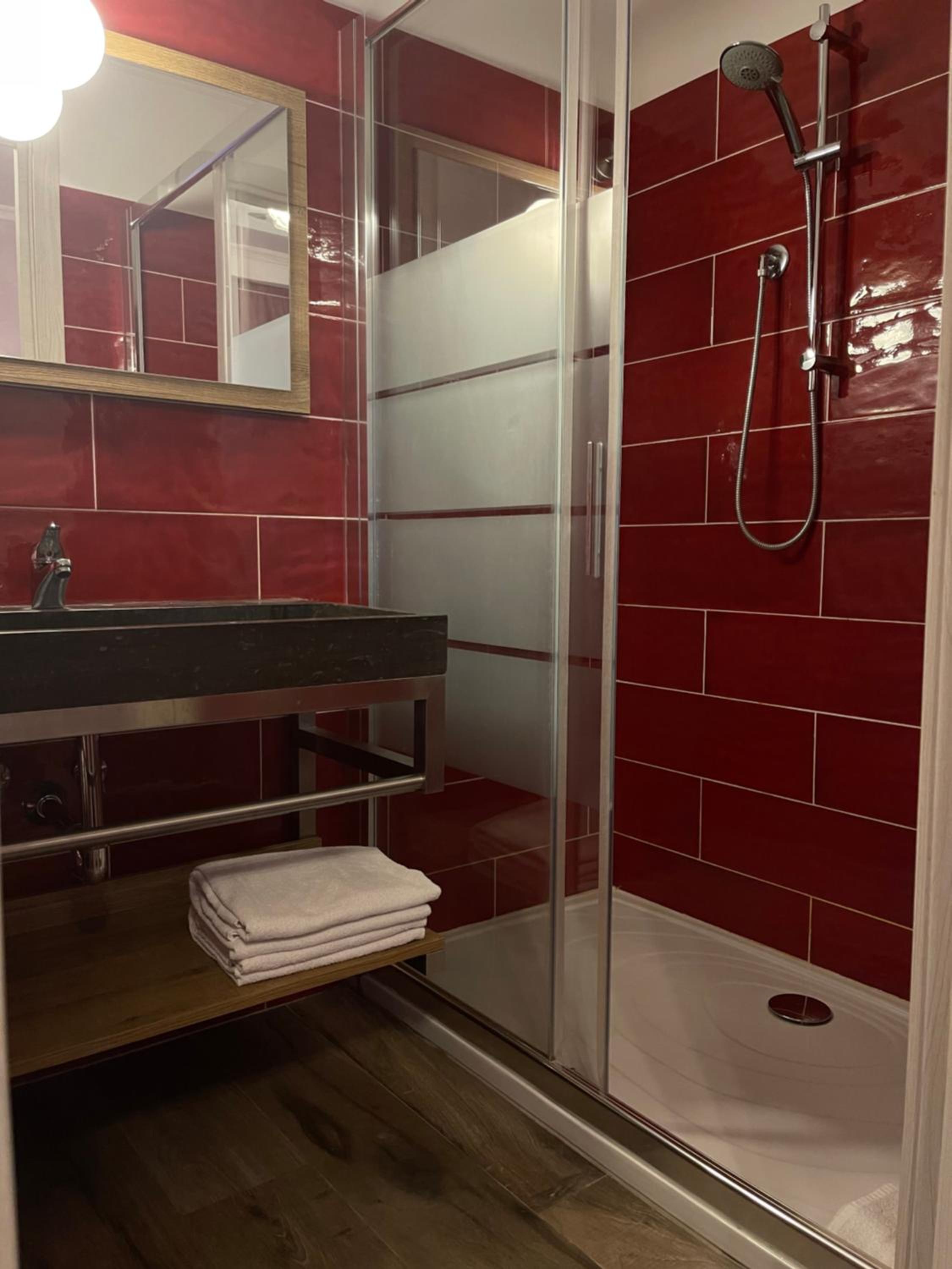 Iris Guest House