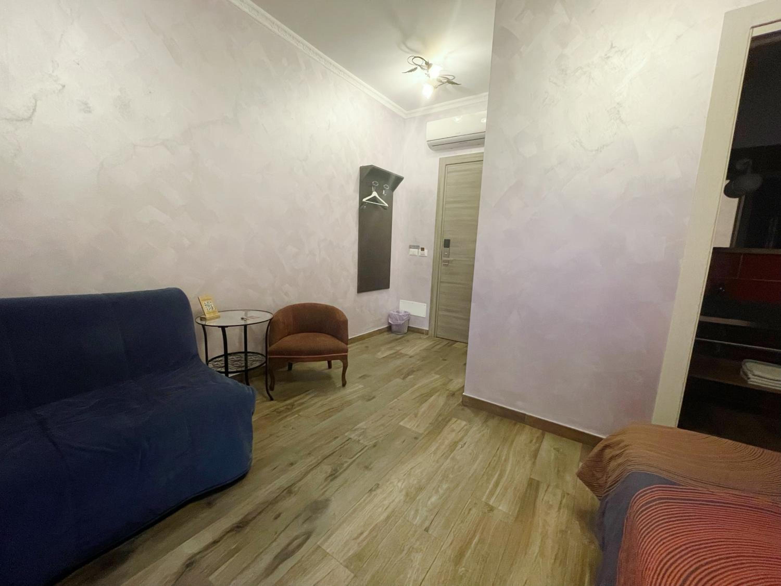 Iris Guest House