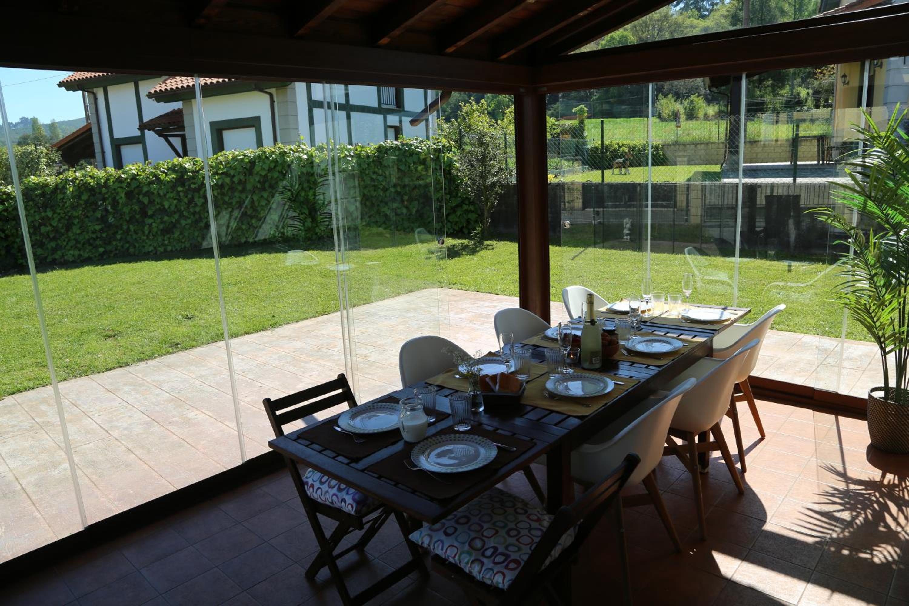 Photo 6