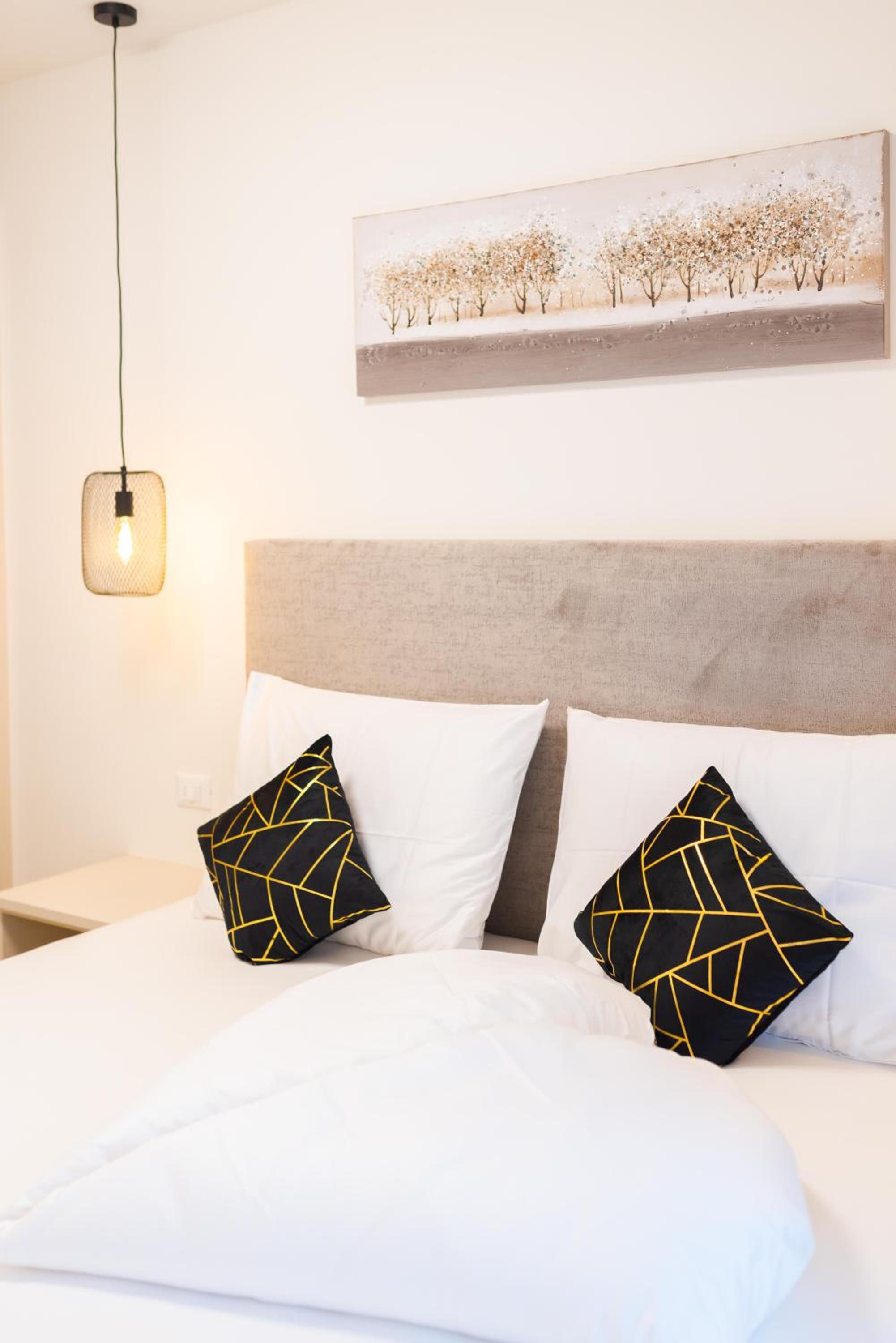 CityPointApartments-Park photo 2